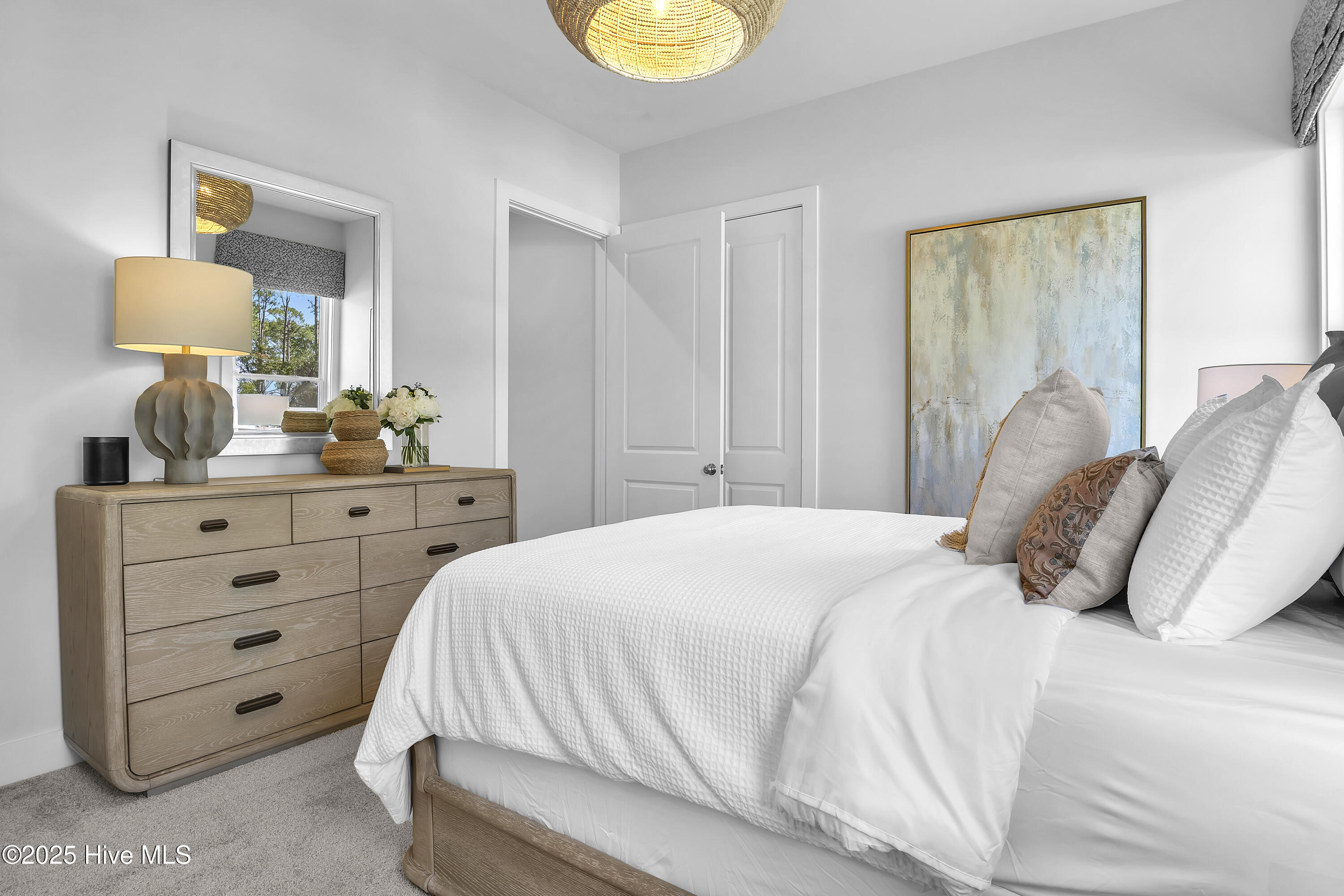 100533746 | Photo 42