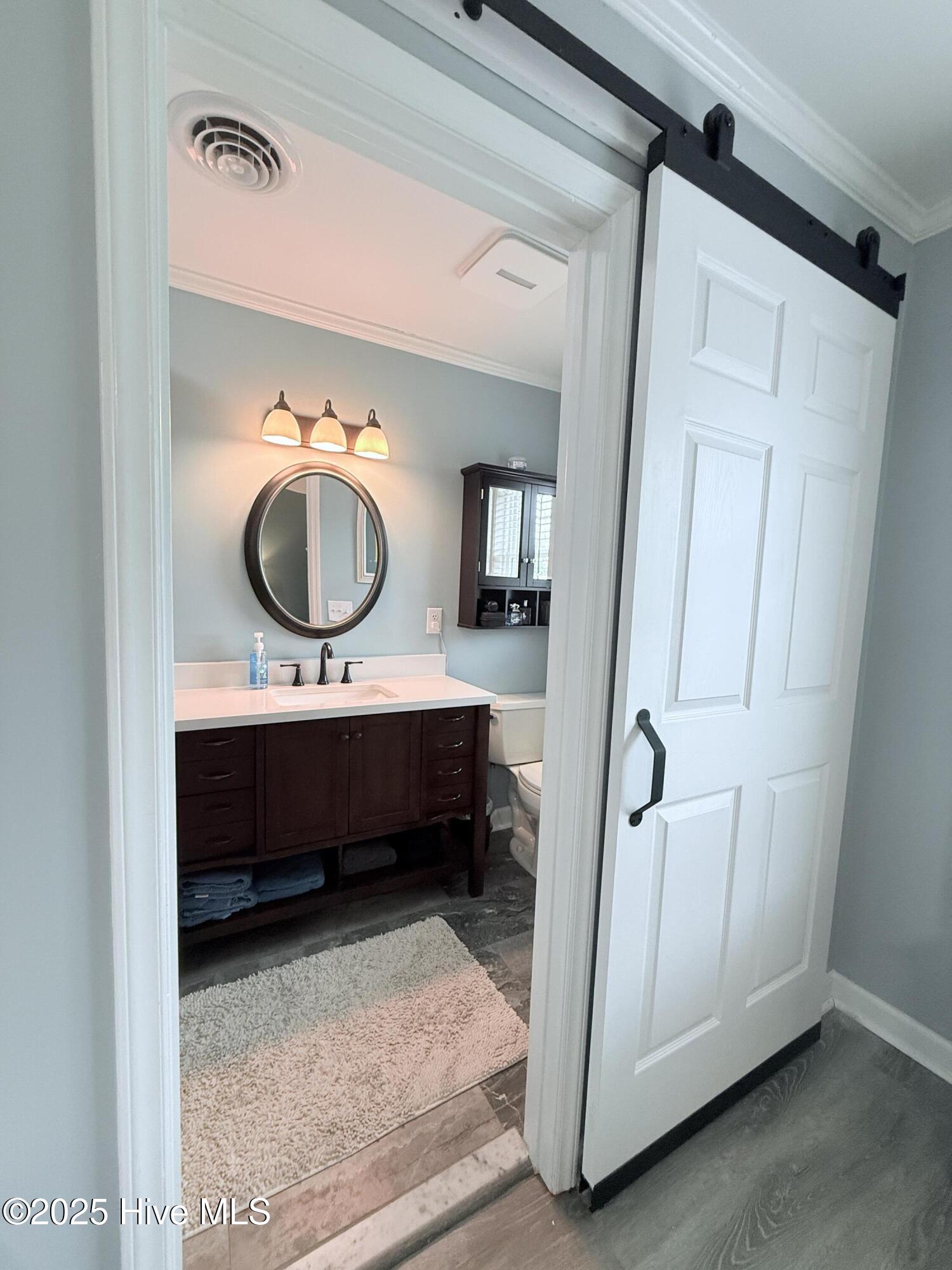 100530009 | Photo 38