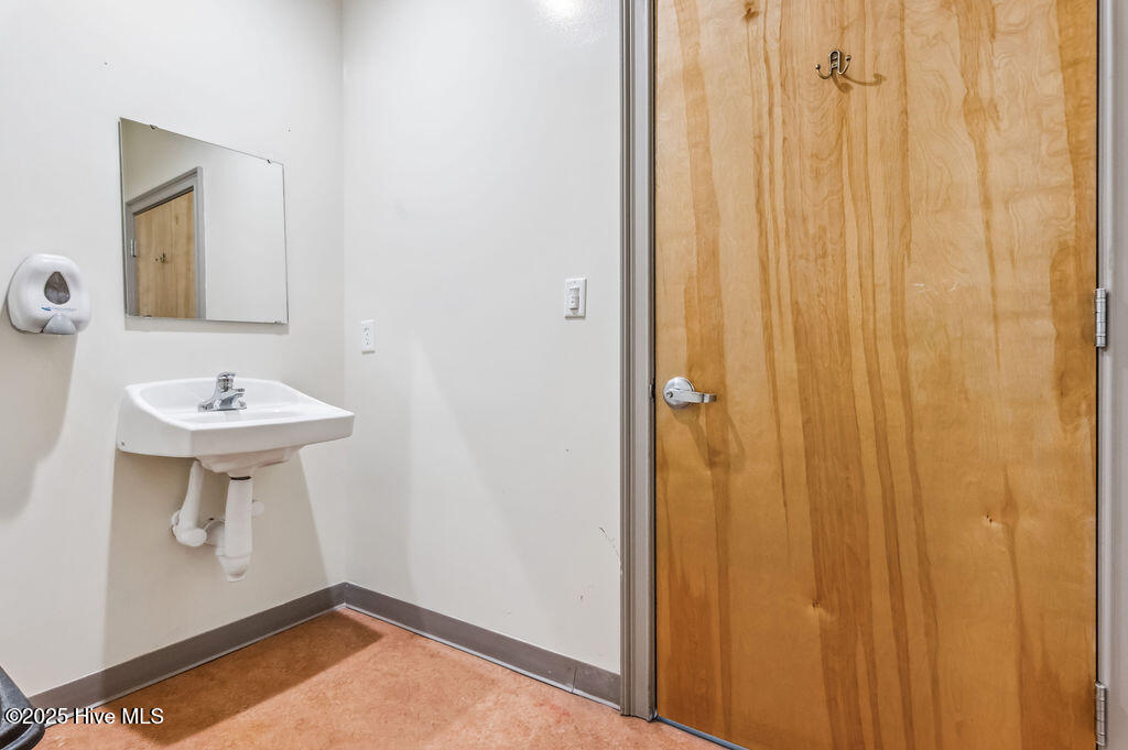 4275 Western Boulevard, Jacksonville, NC, 28546