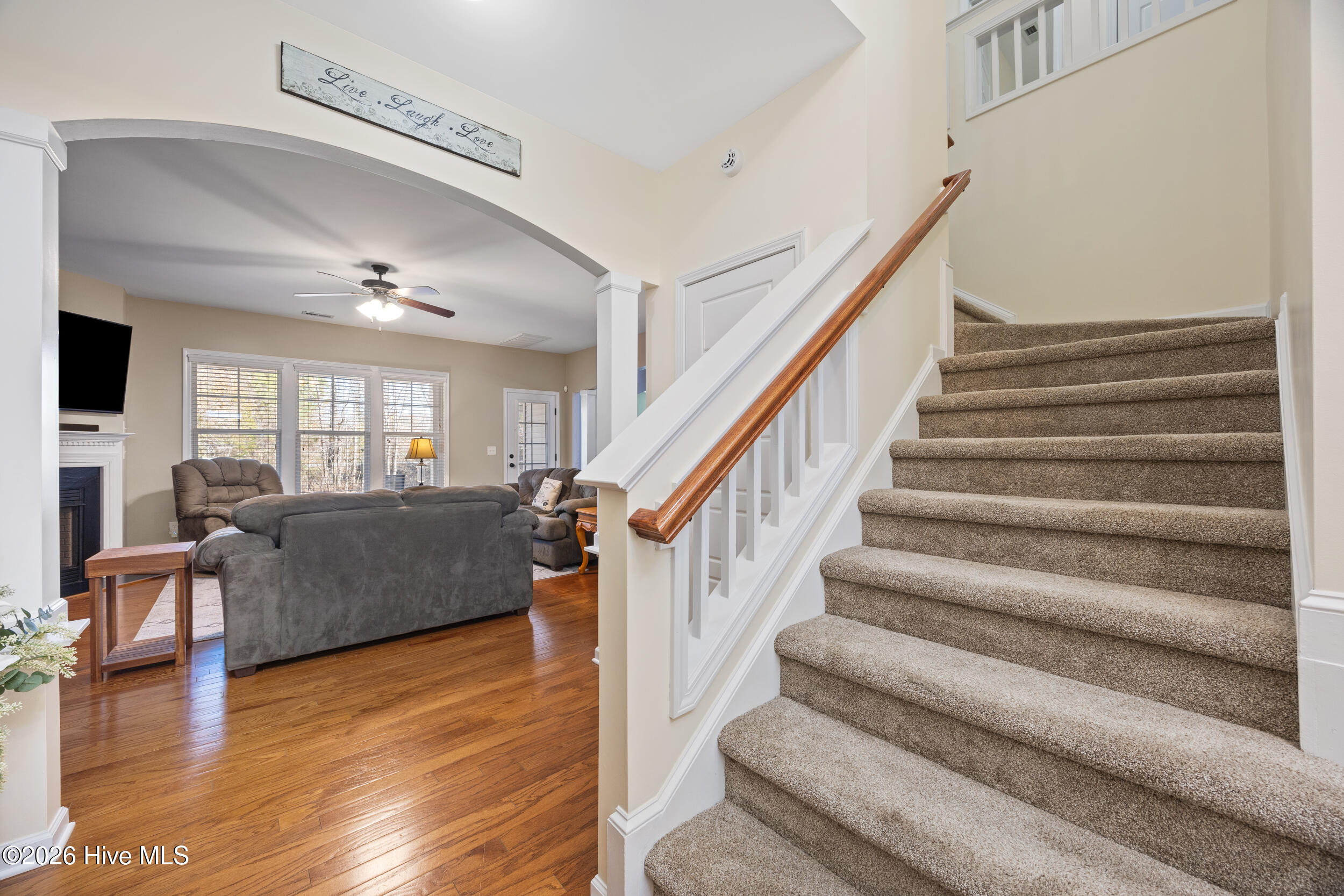 100549248 | Photo 14