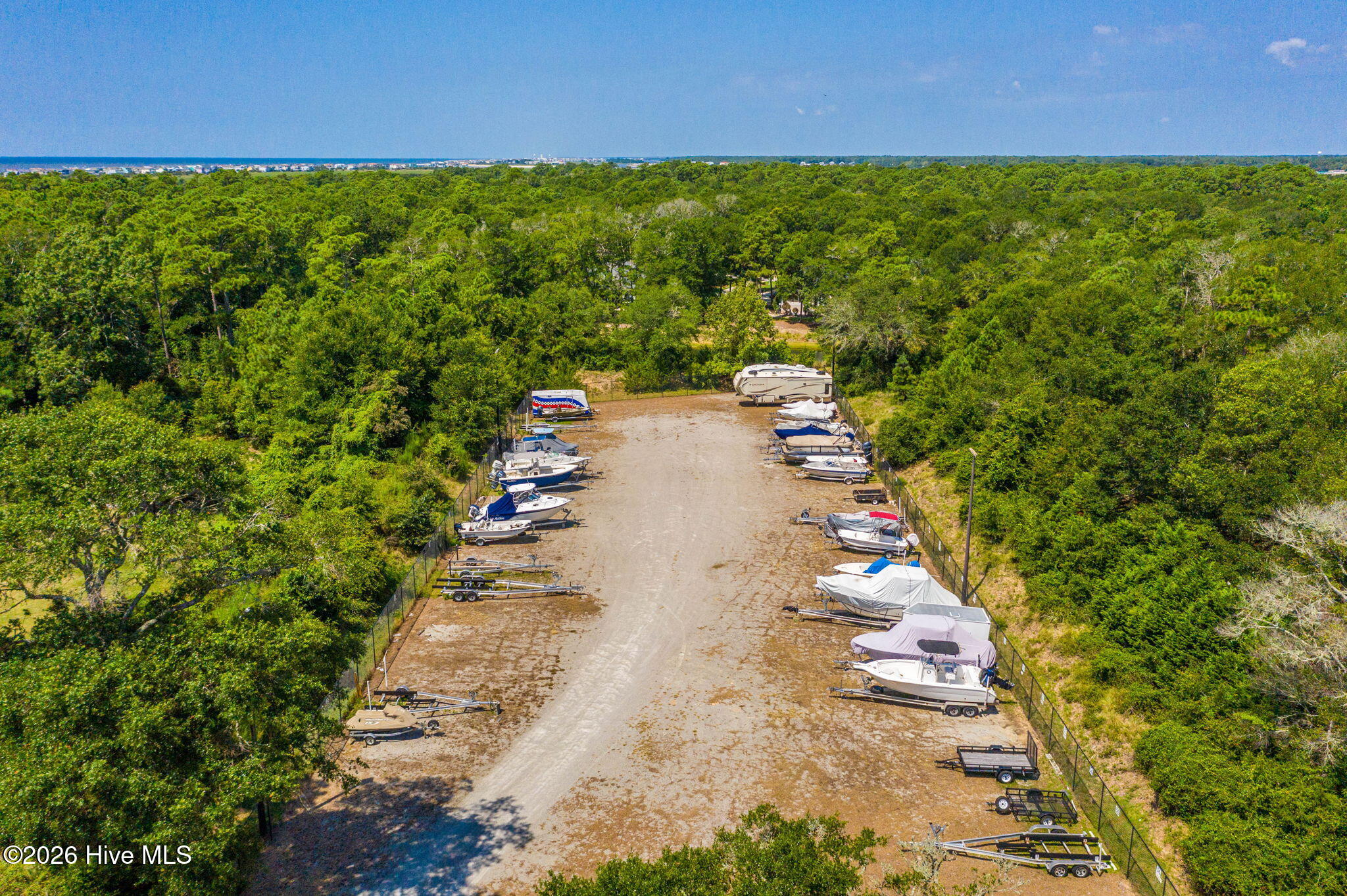 100559098 | Photo 52