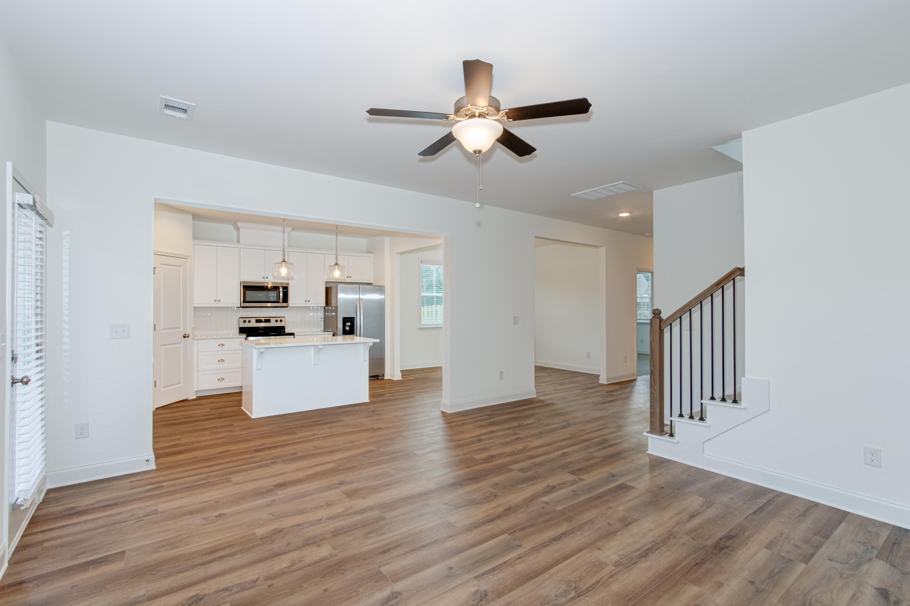 2nd St, 526, Interior-3