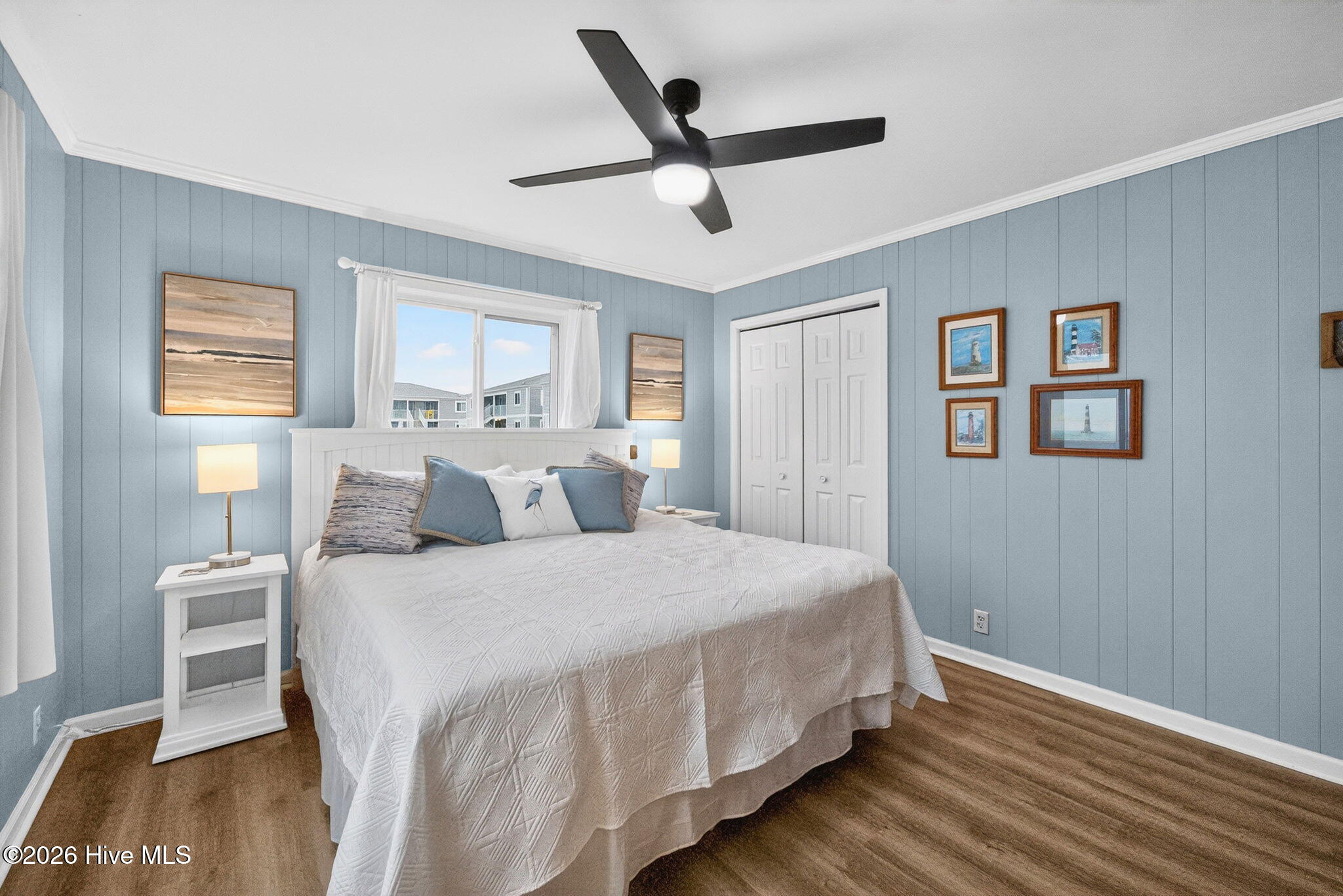 100558118 | Photo 32