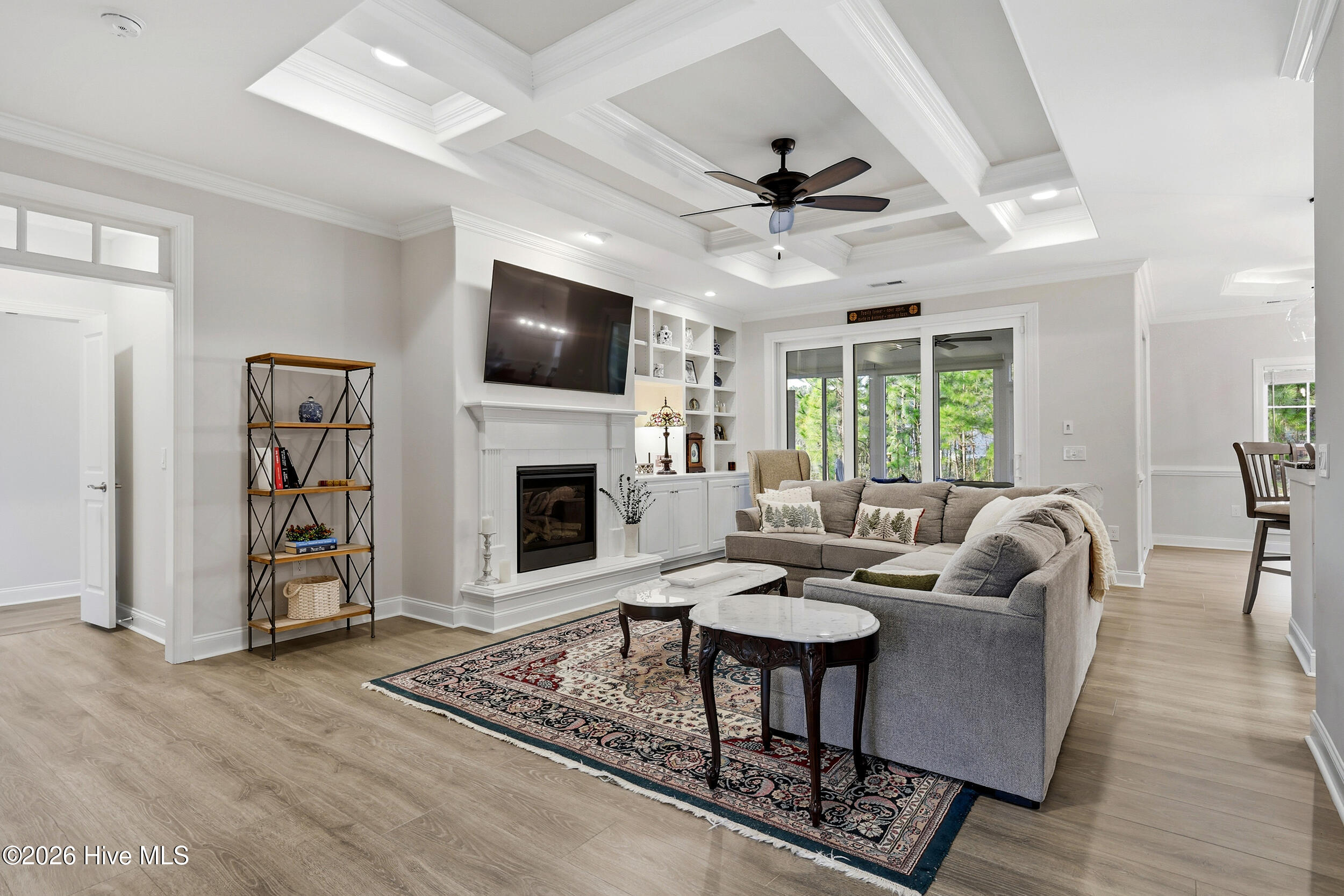 100551027 | Photo 15