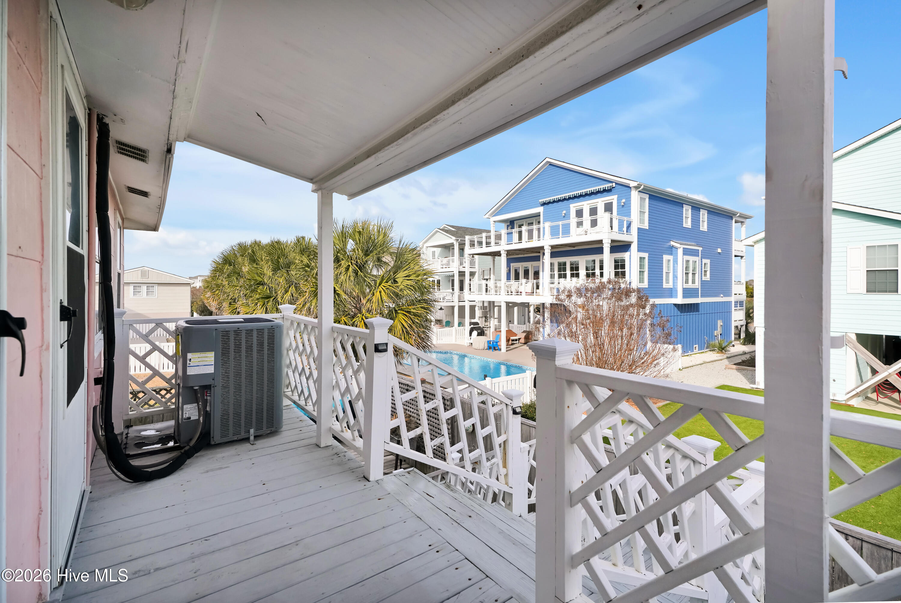 100552516 | Photo 26