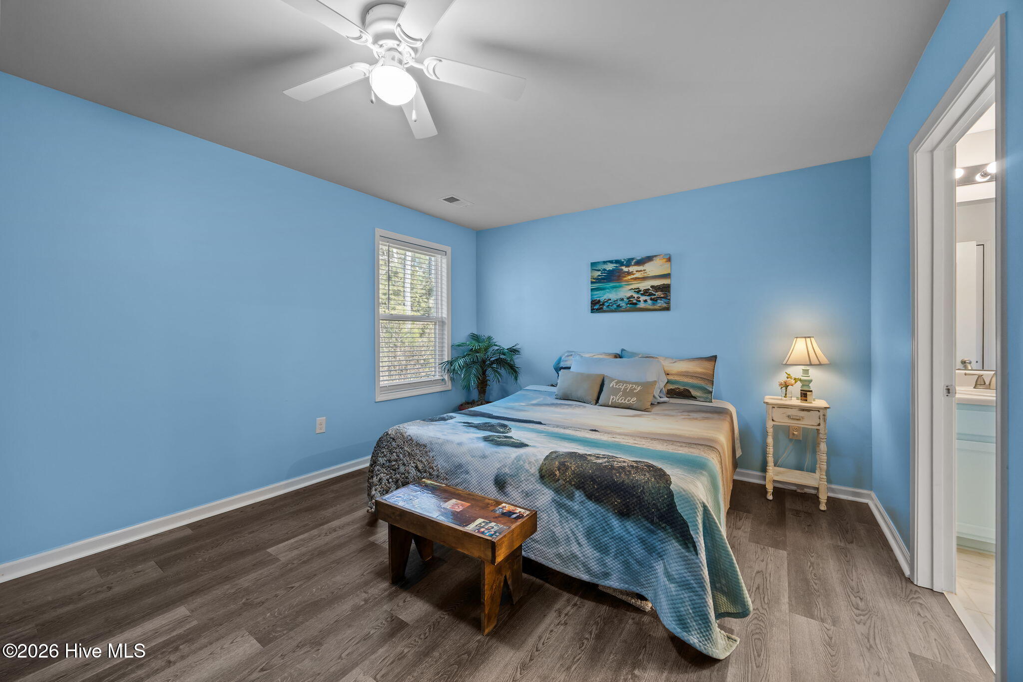 100551774 | Photo 21