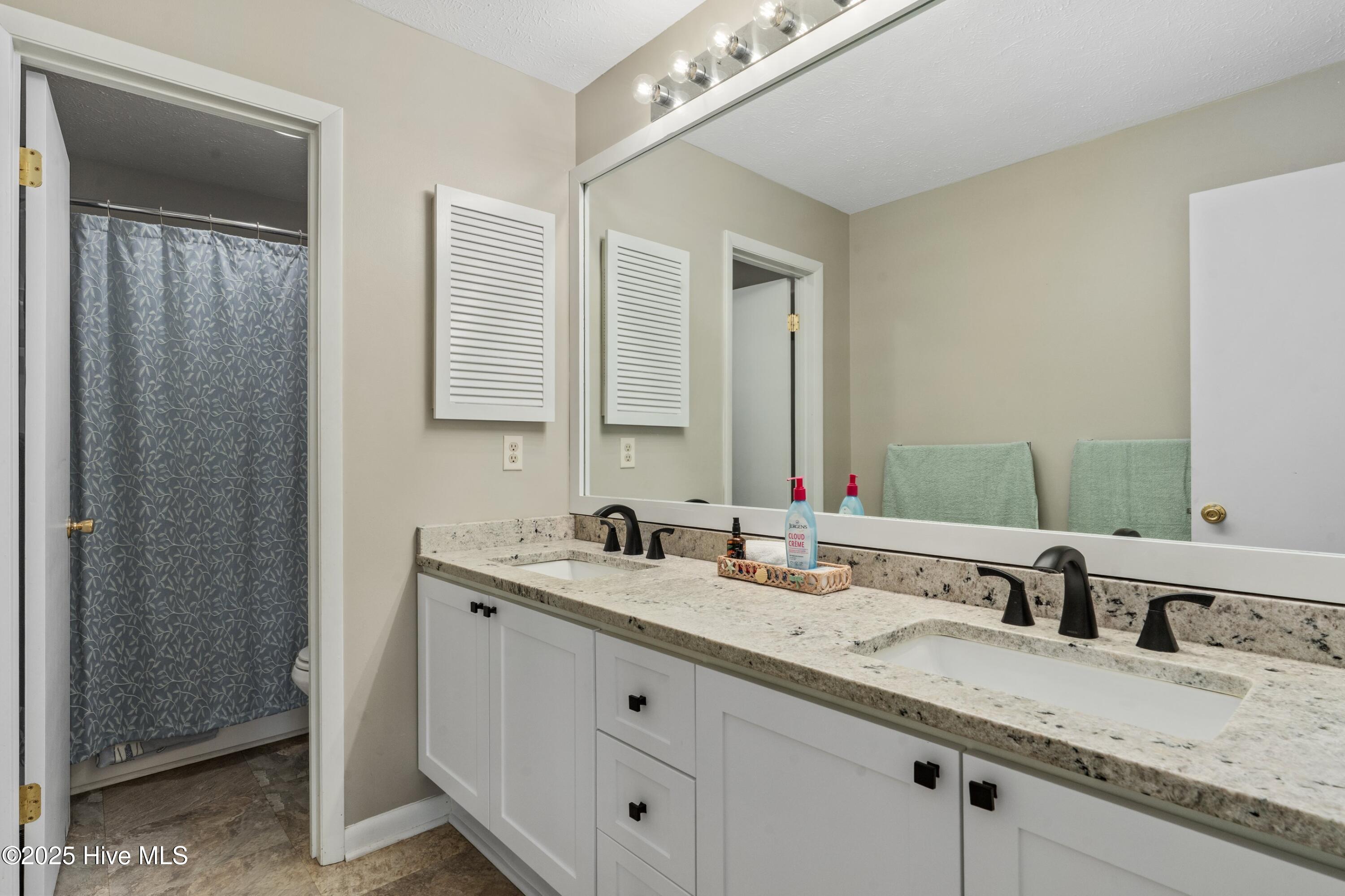 202 Lewis Drive UNIT 1207, Carolina Beach, NC, 28428