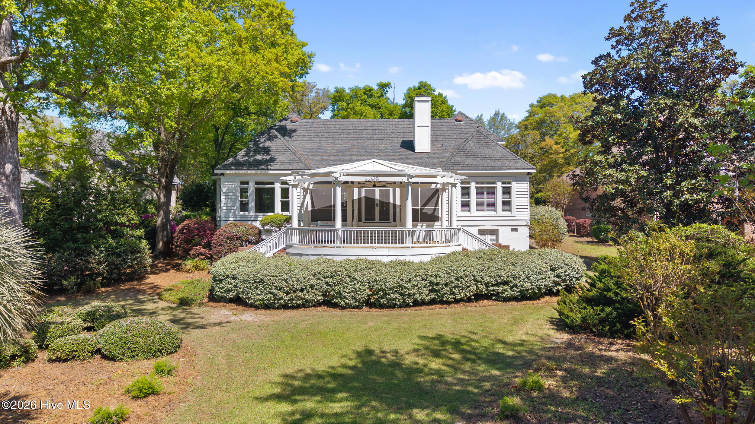 100540721 | Photo 68