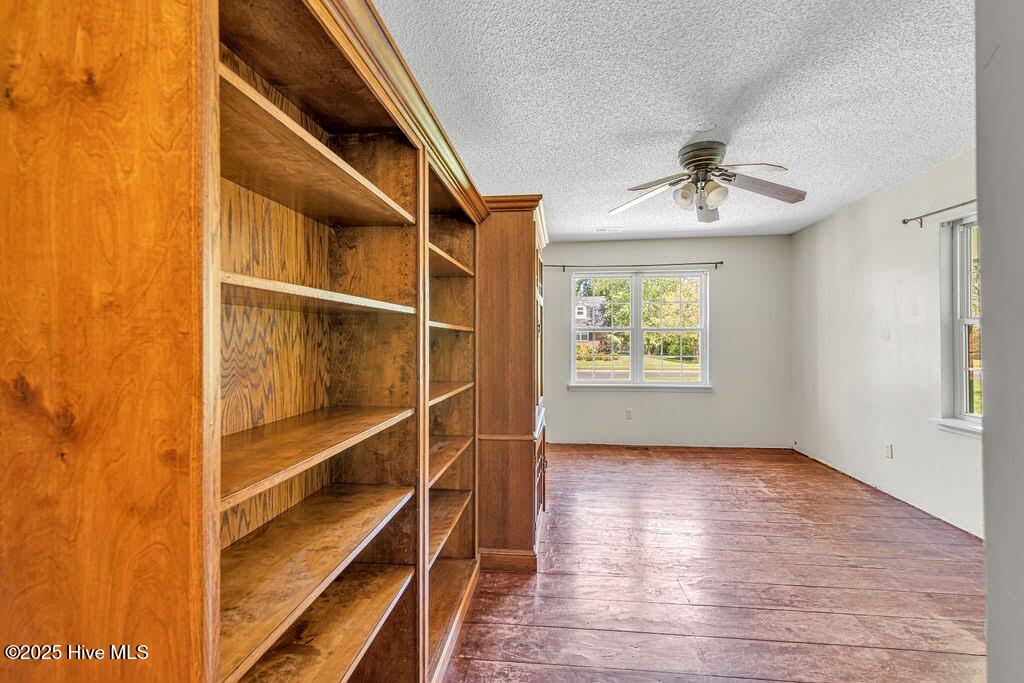 100544286 | Photo 13