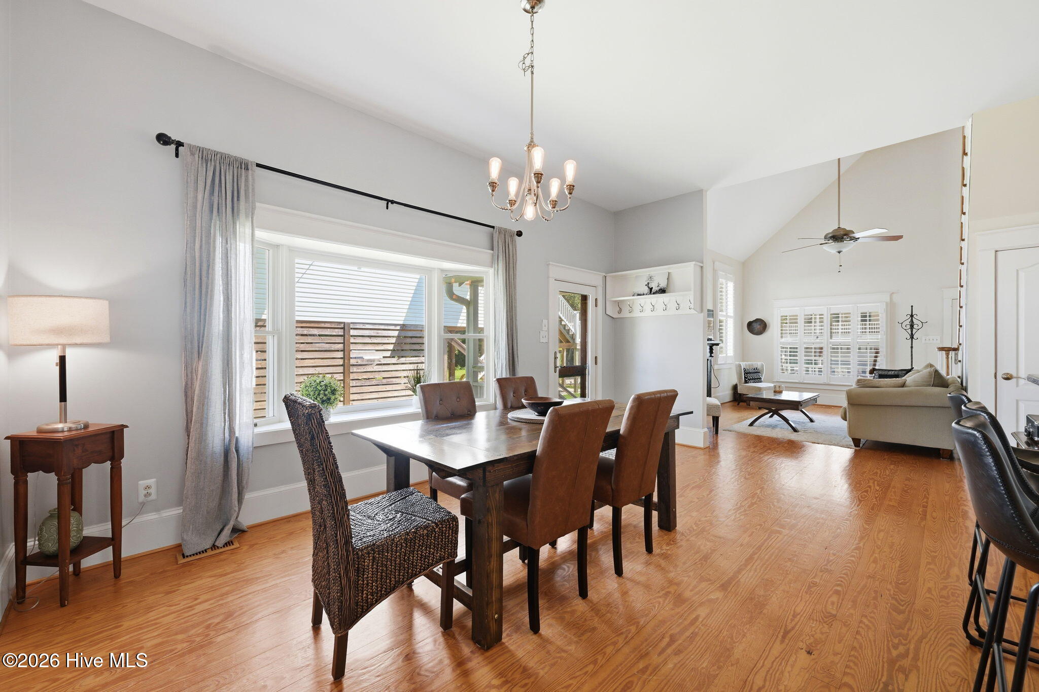 305 Vandemere Street,Oriental