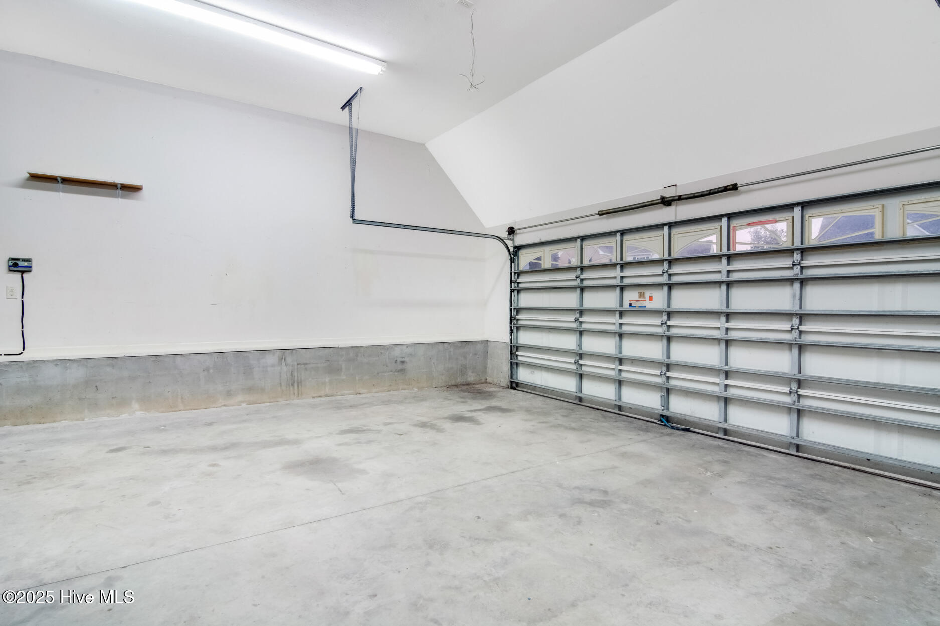 100539589 | Photo 36