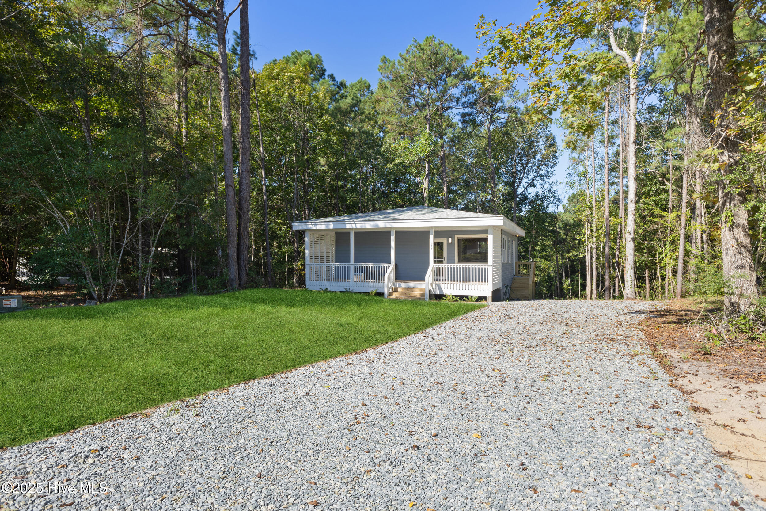 100535191 | Photo 32