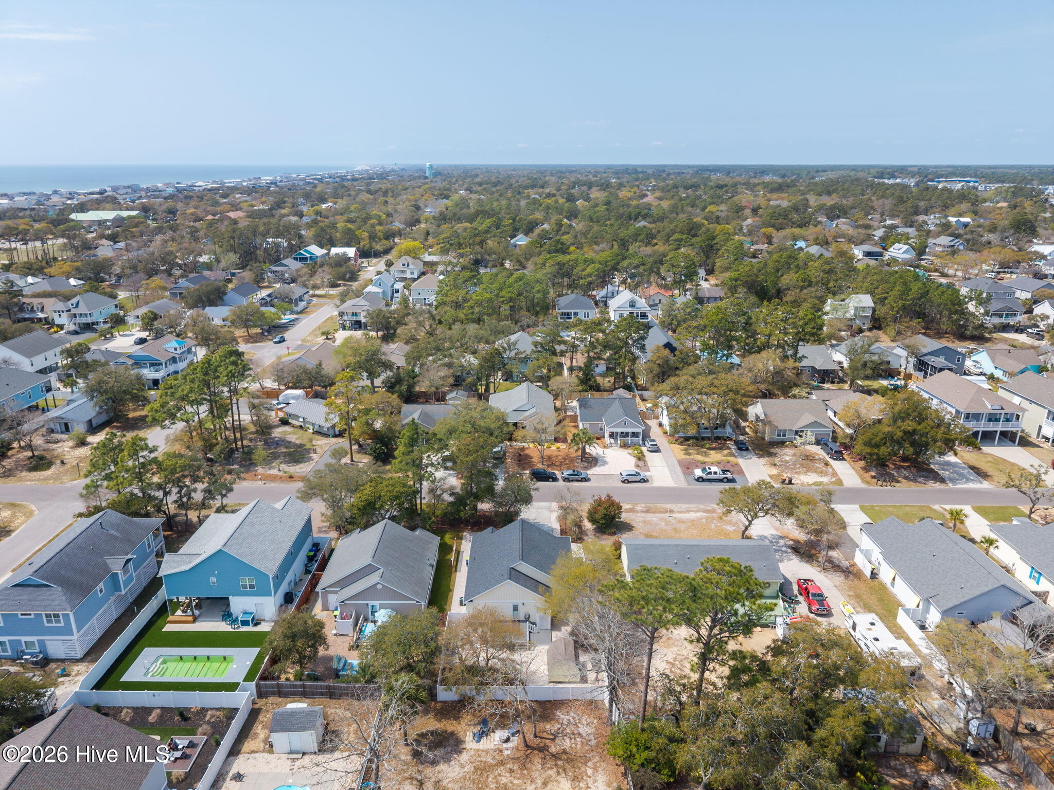 100566759 | Photo 43