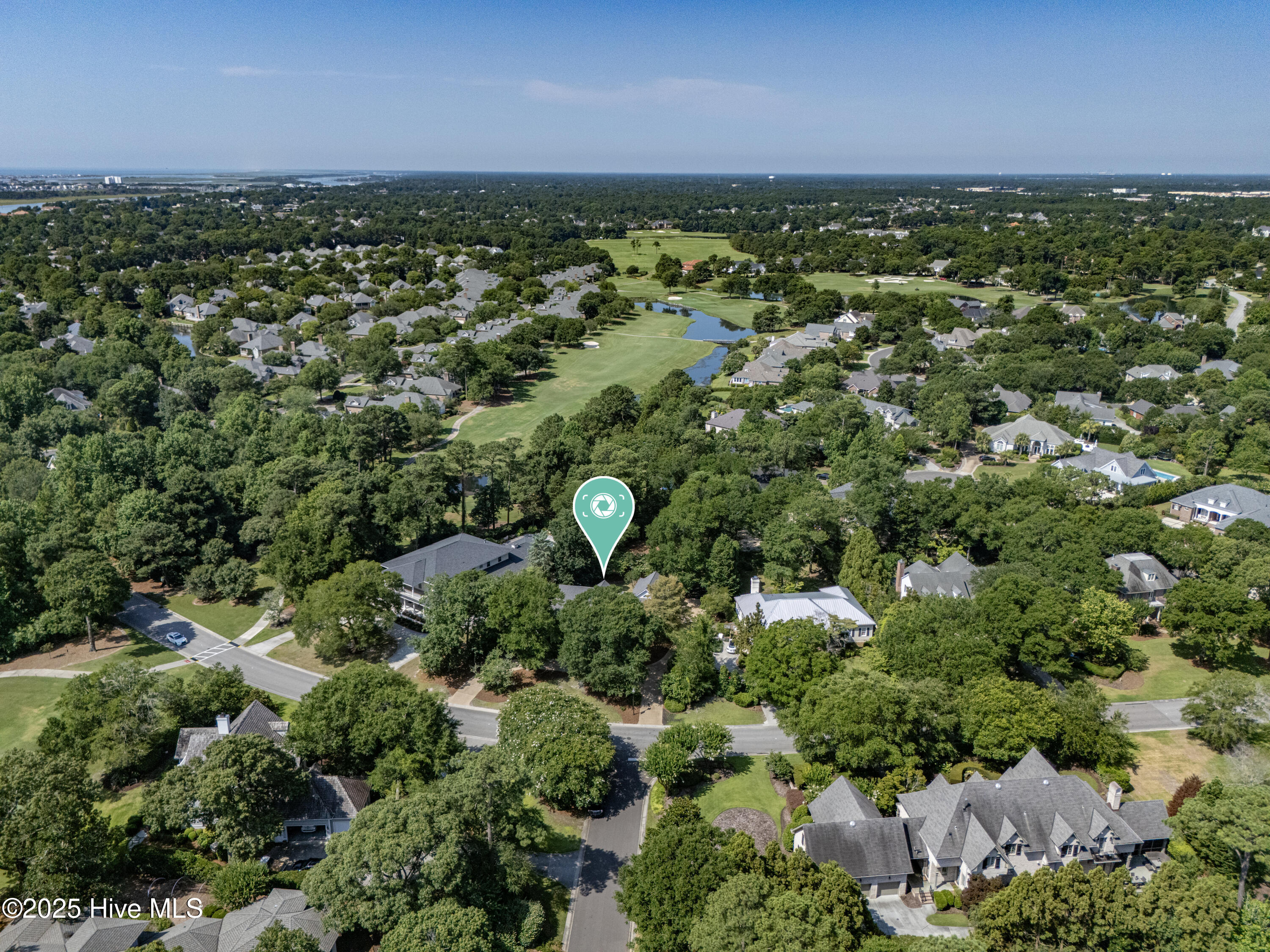 100565717 | Photo 57