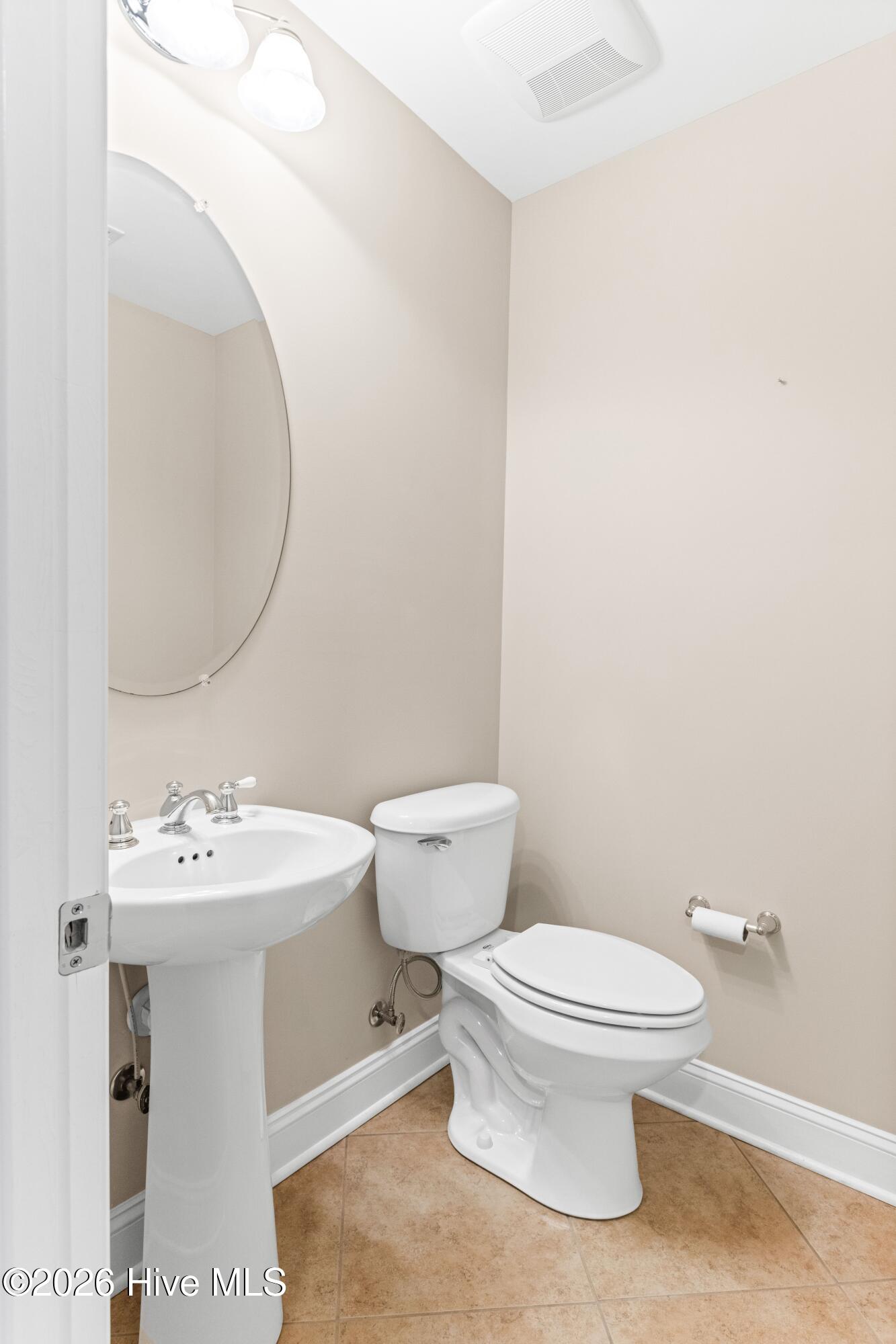 100560596 | Photo 37