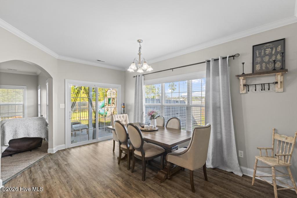 100562207 | Photo 14