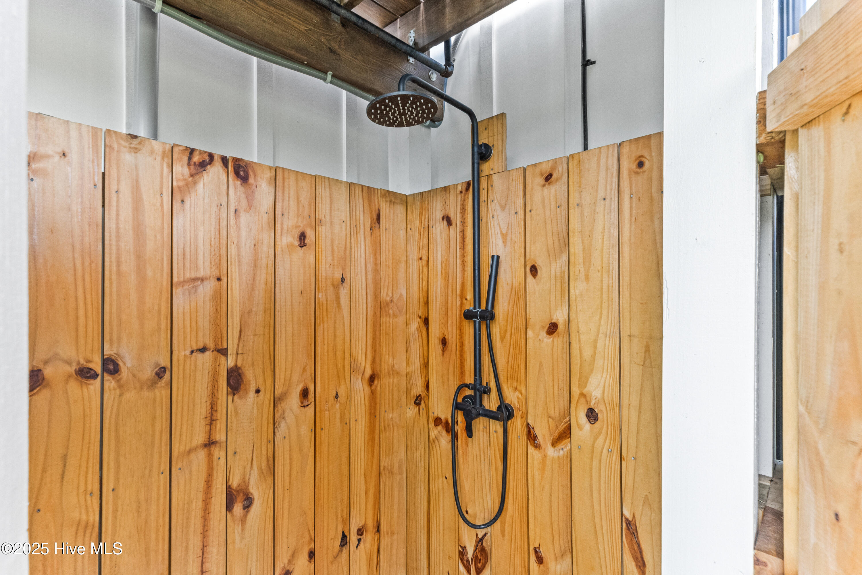 100534624 | Photo 55