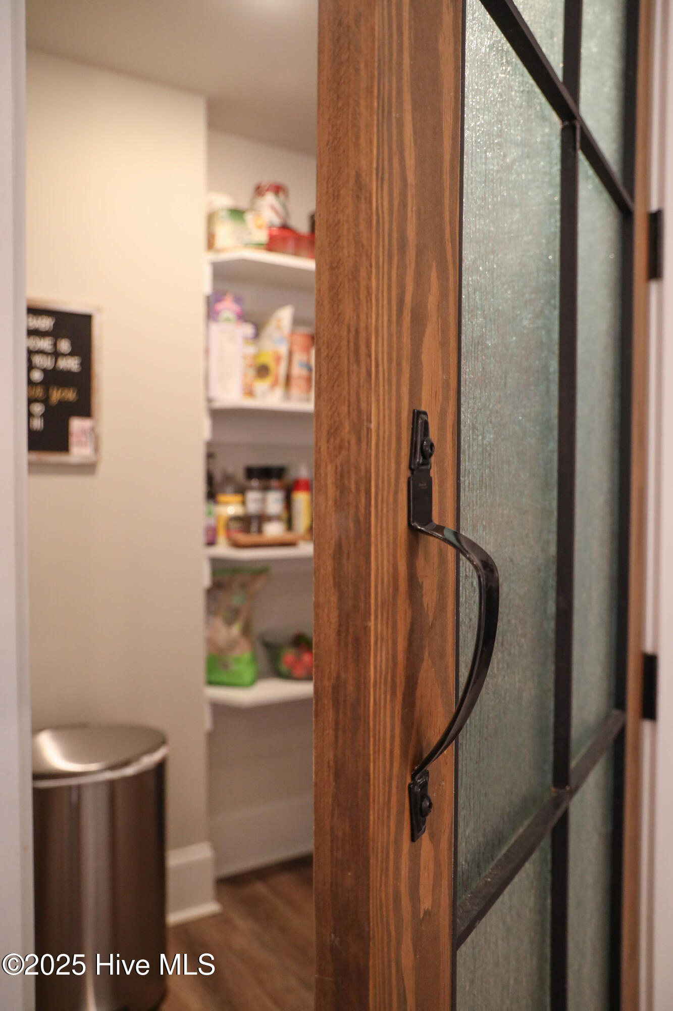 100556308 | Photo 26