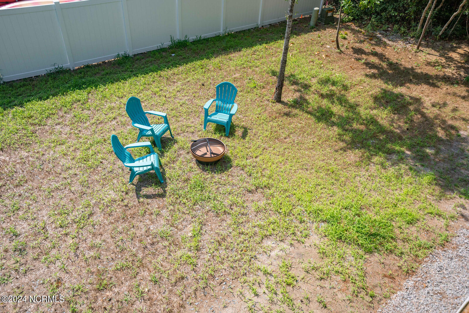 100565543 | Photo 17