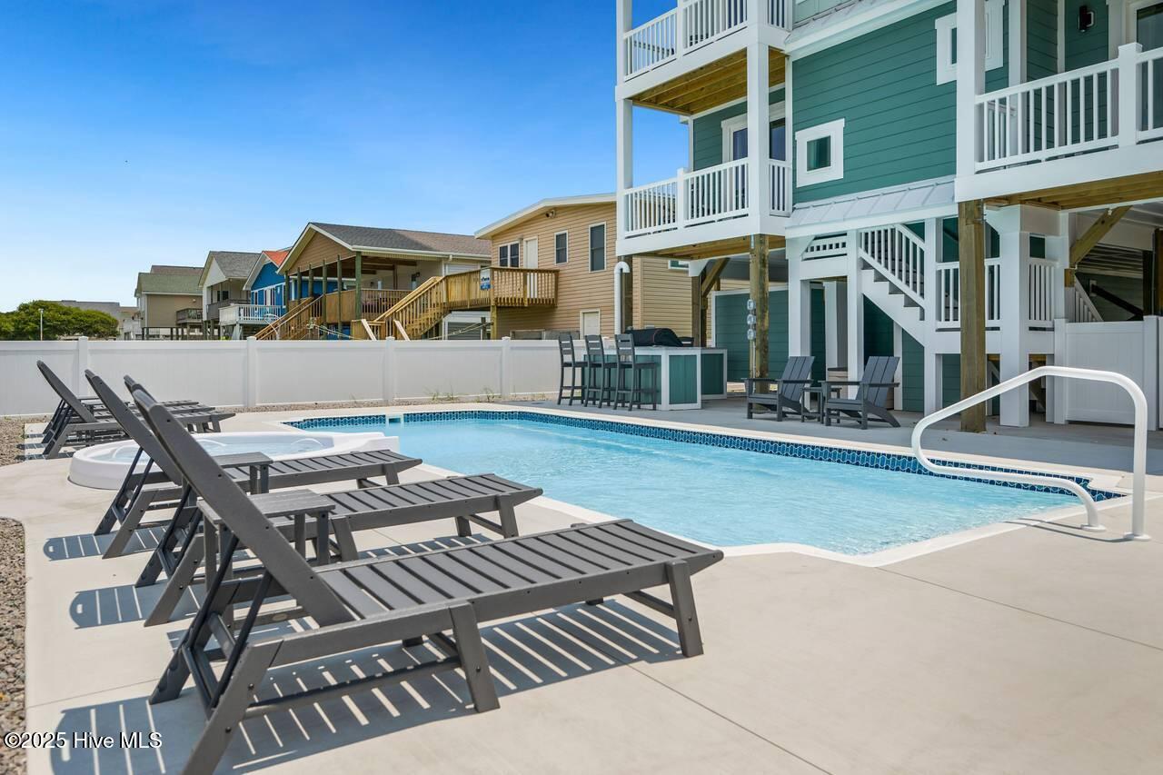 100527522 | Photo 123