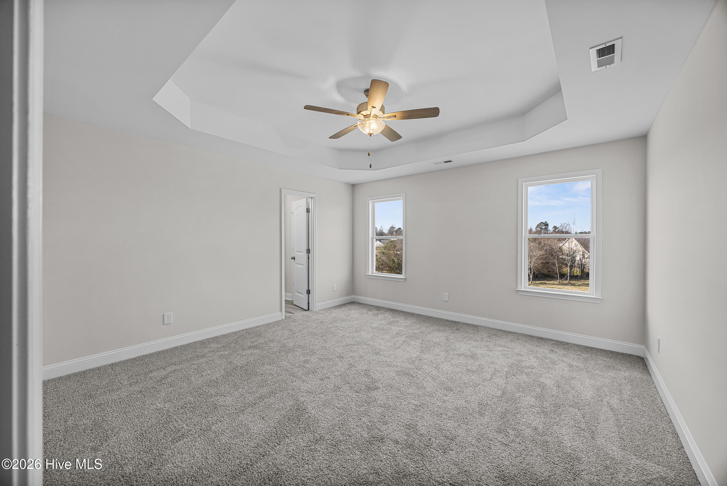 100552403 | Photo 20