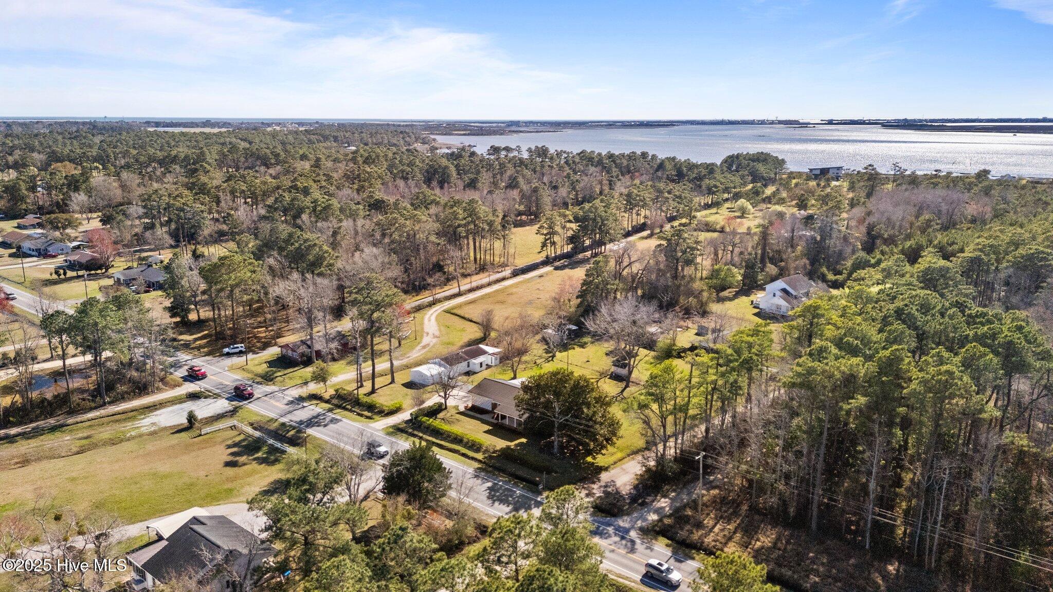 1041 Highway 101,Beaufort