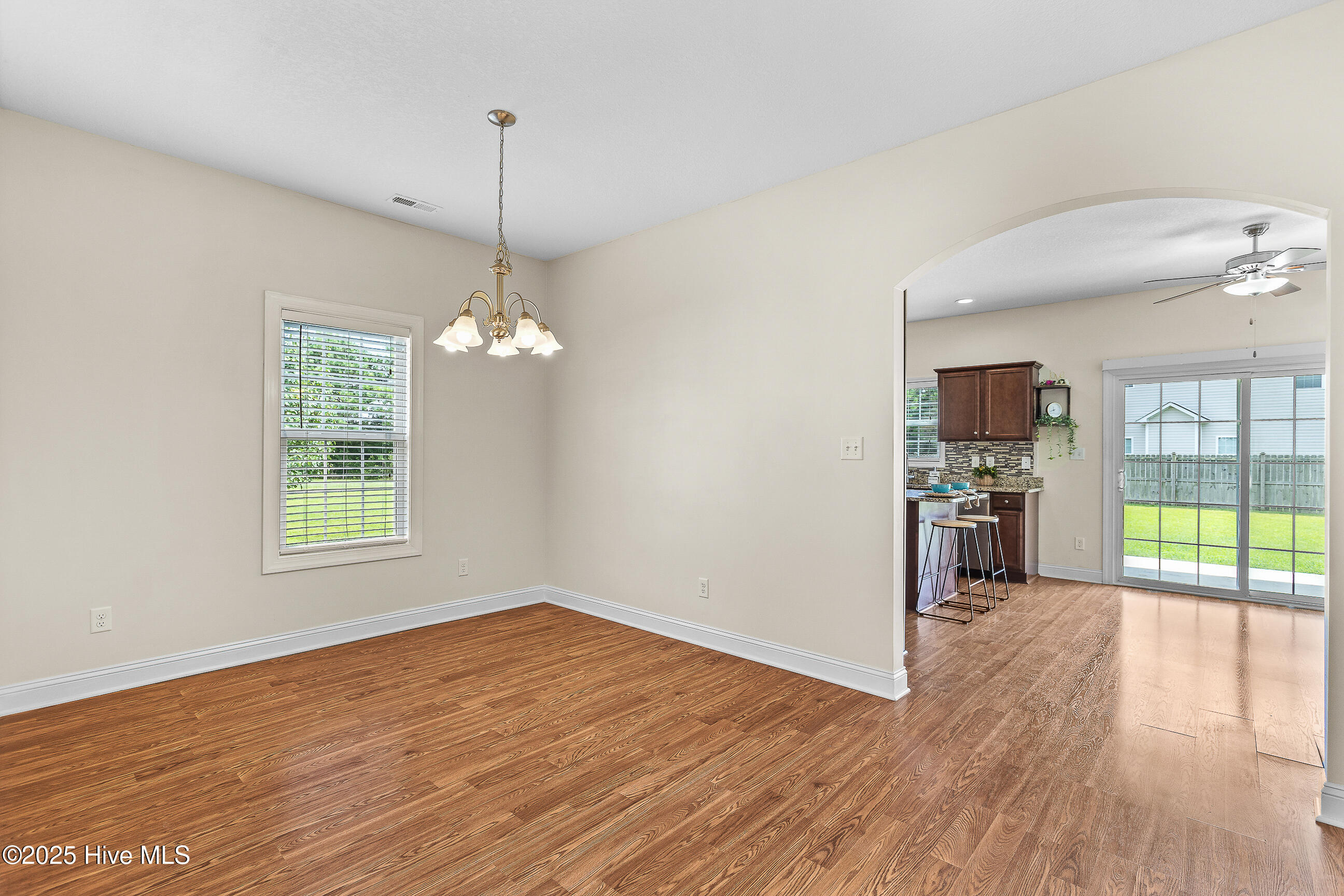 324 Catamaran Road, Swansboro, NC 28584 – photo 5: Dining Room