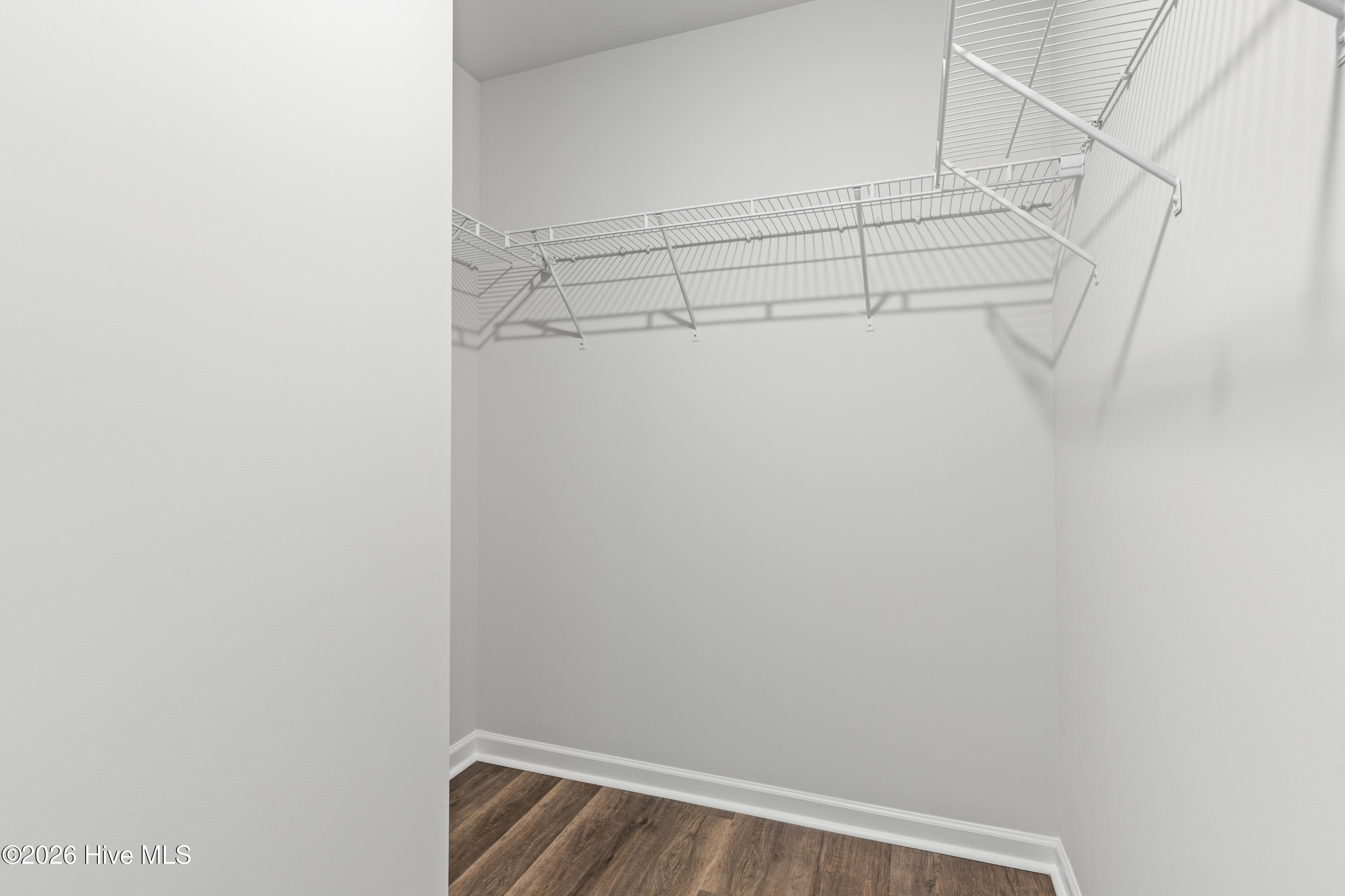 100538975 | Photo 40