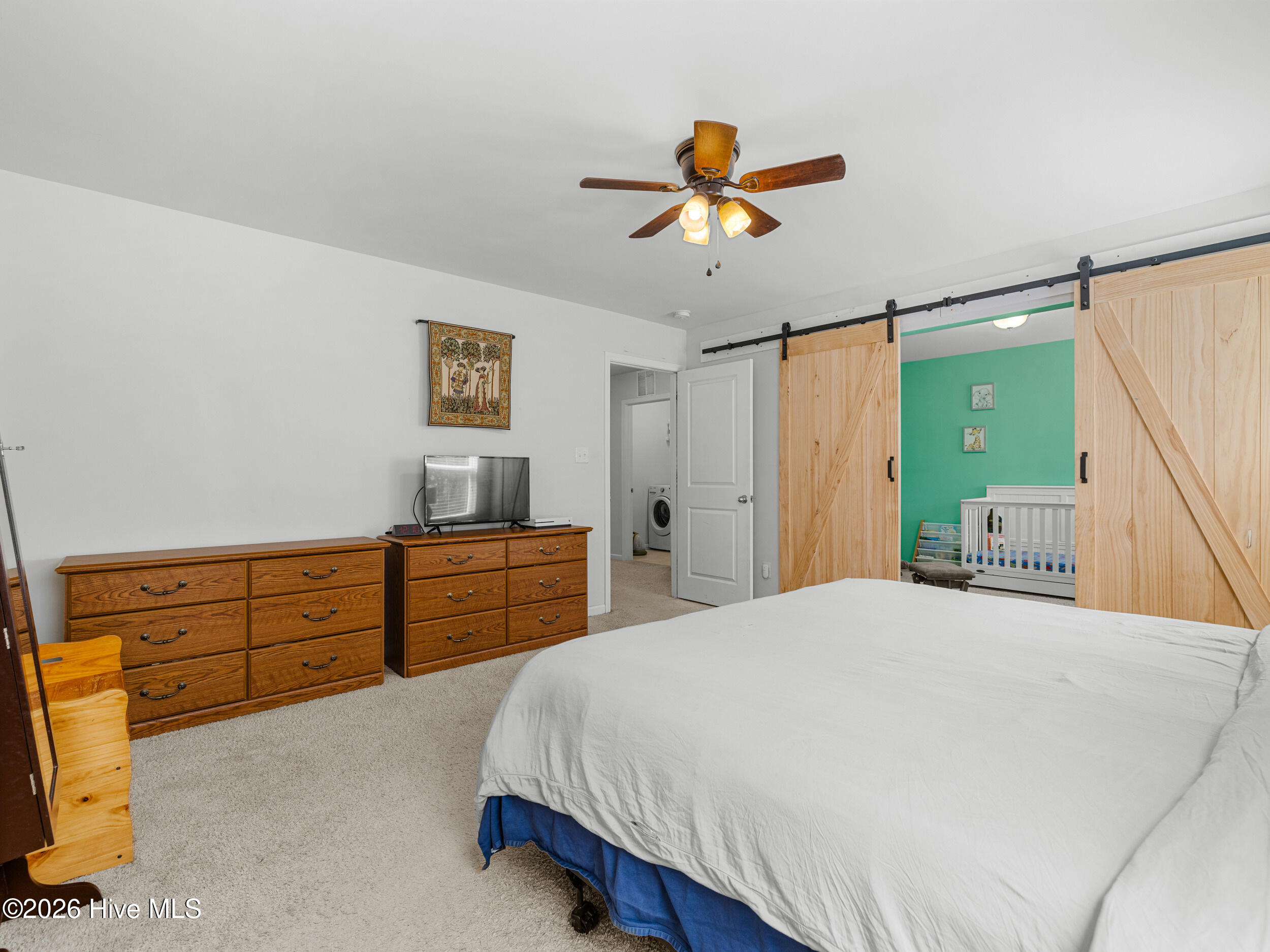 100567072 | Photo 26