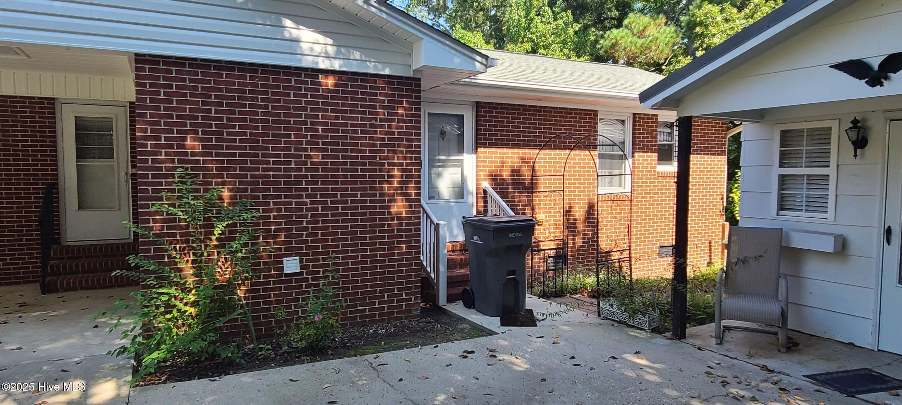 Homes for sale in Bladenboro, NC | 214 E Bladen St, Bladenboro, NC 28320 | MLS# 100530424