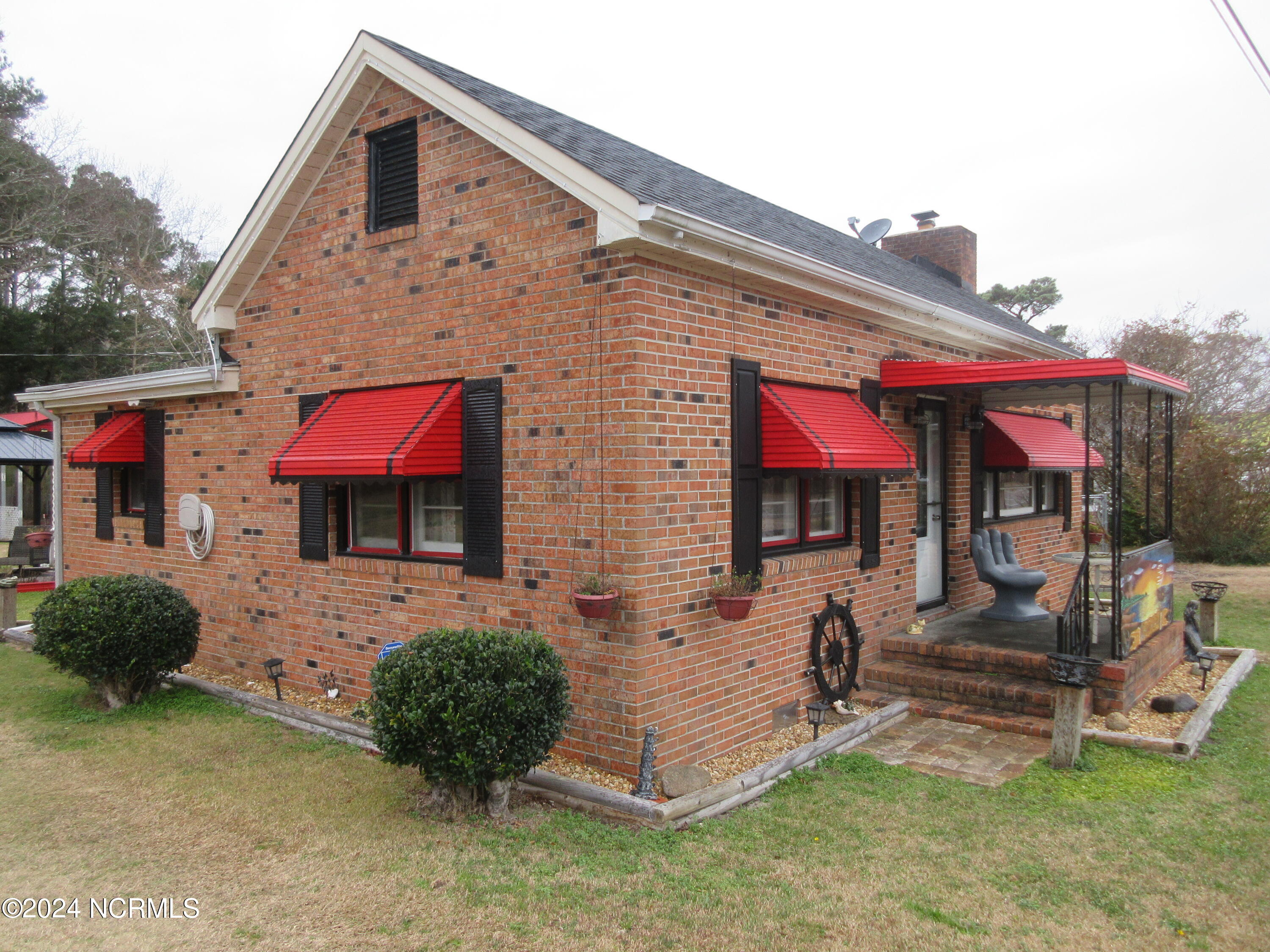 Featured listings
