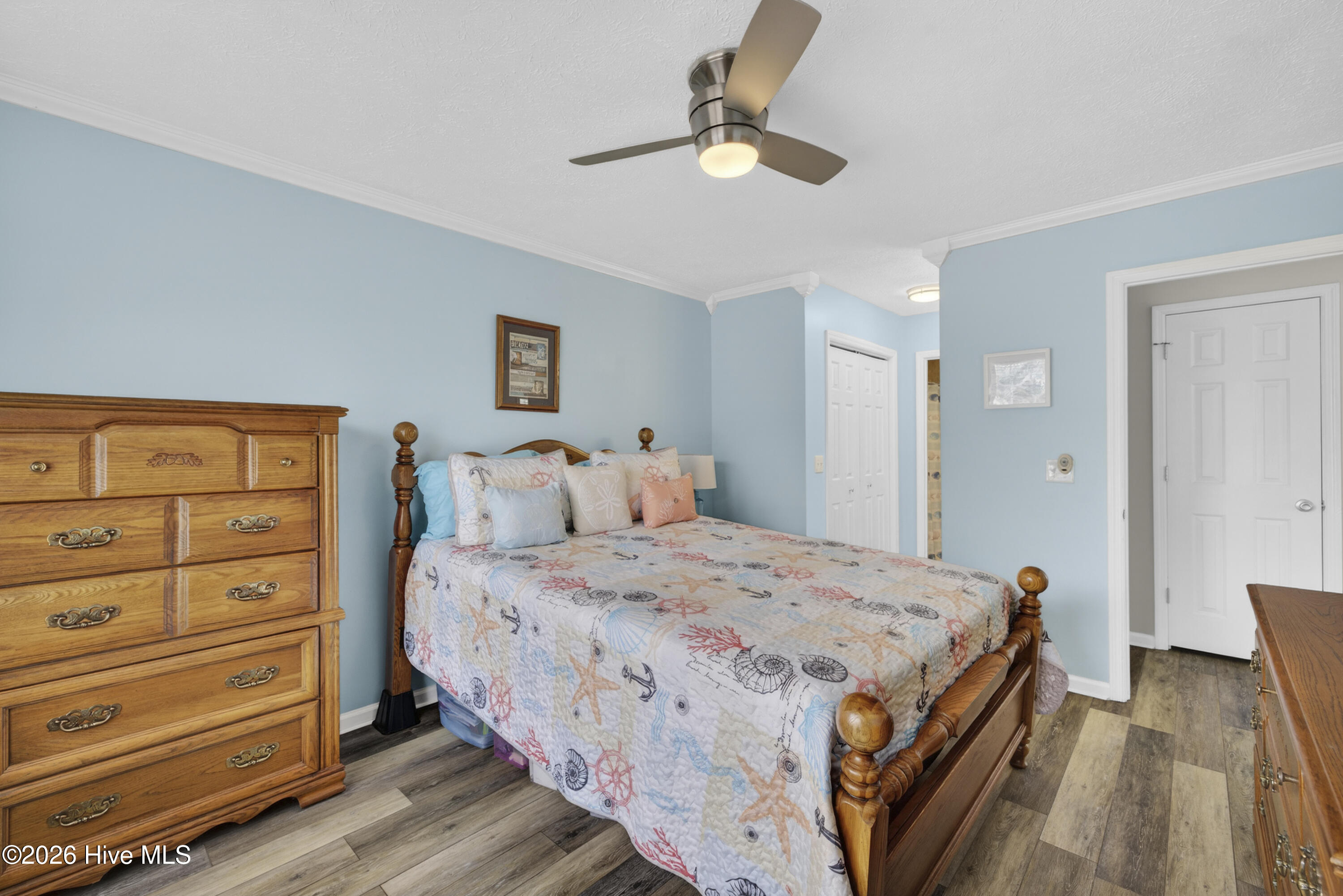 100557821 | Photo 17