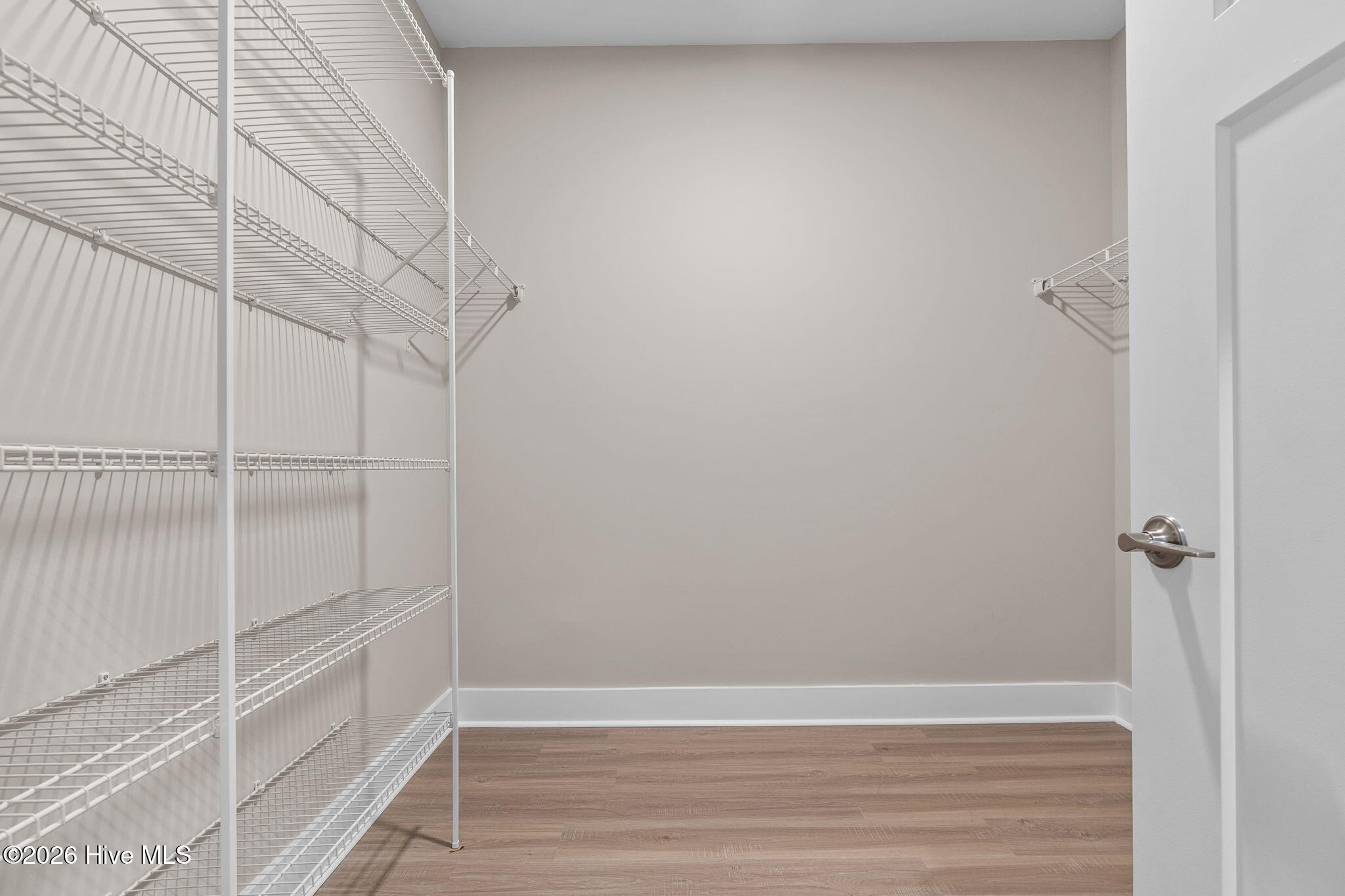 100537580 | Photo 21