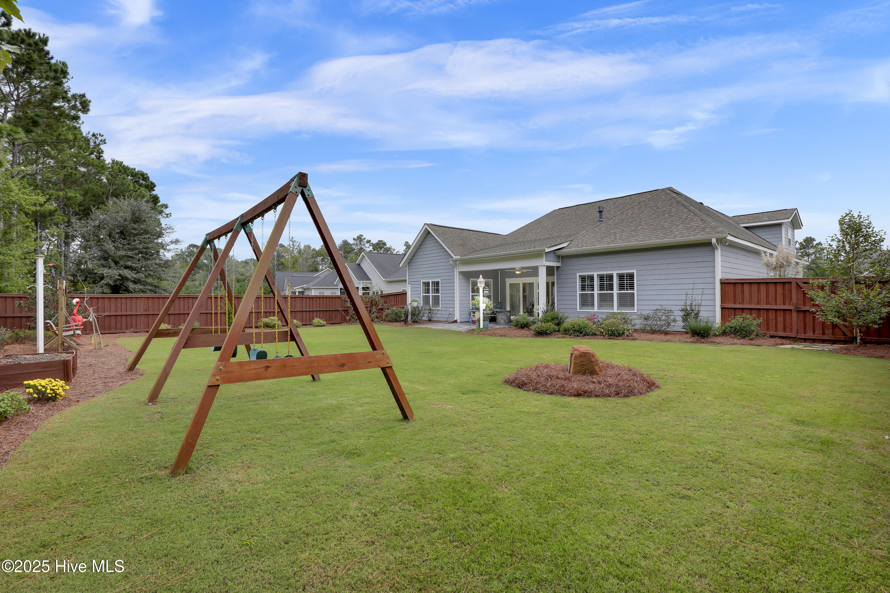 100536758 | Photo 30