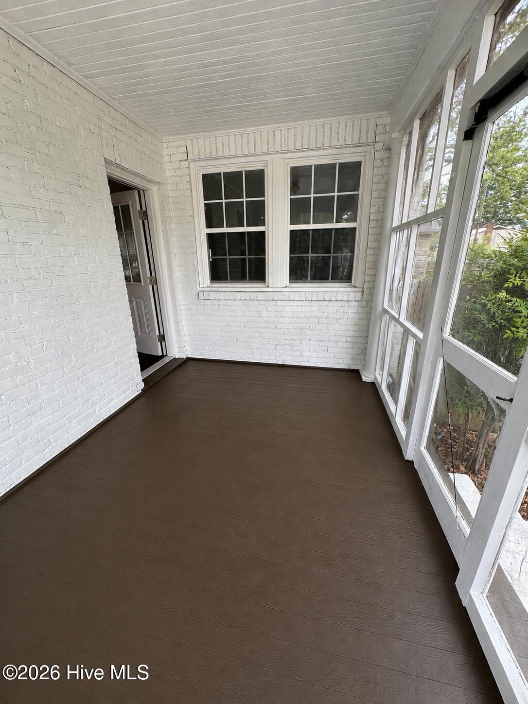Screened Porch / Sunroom