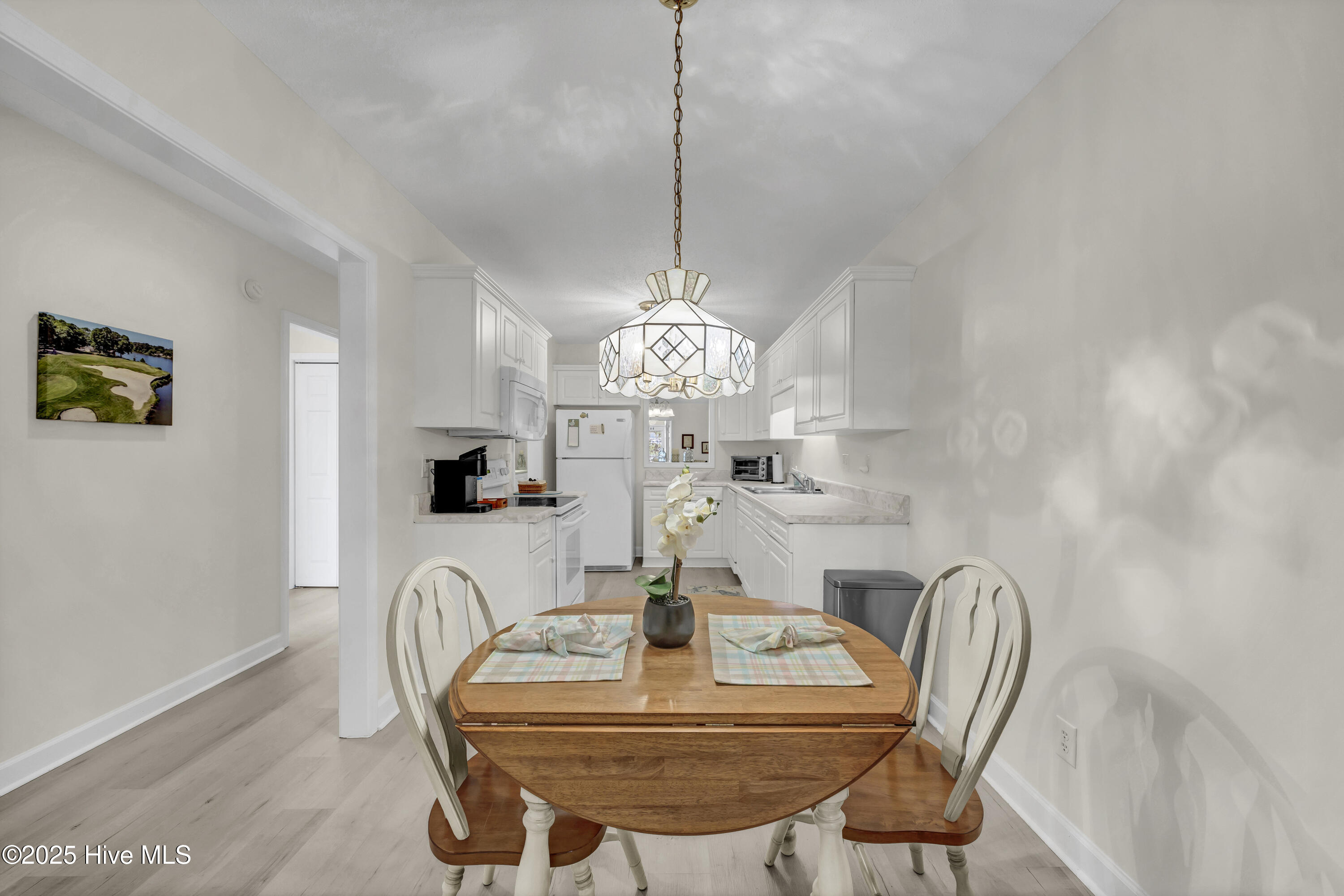 100545901 | Photo 24