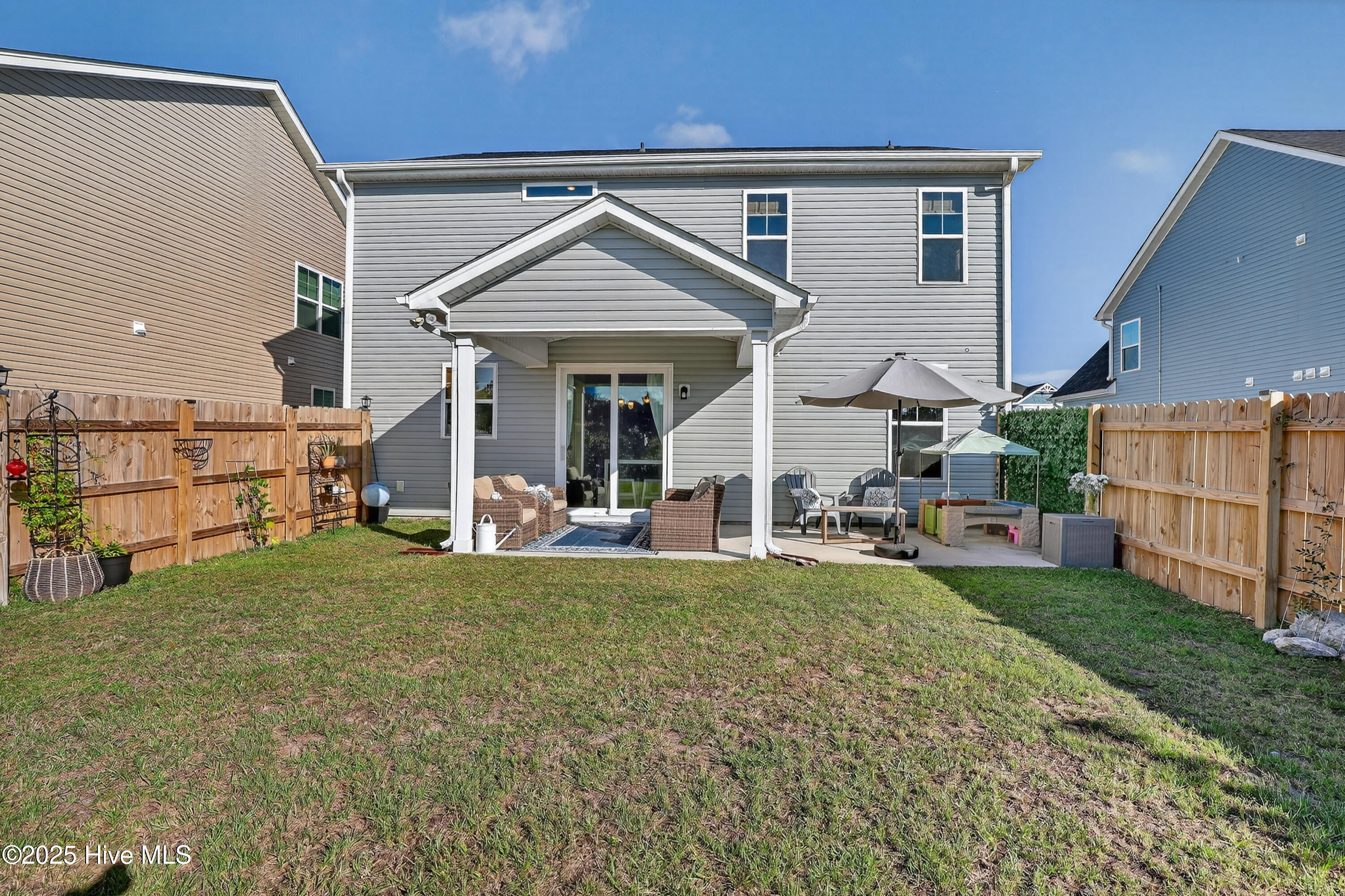 100533357 | Photo 28