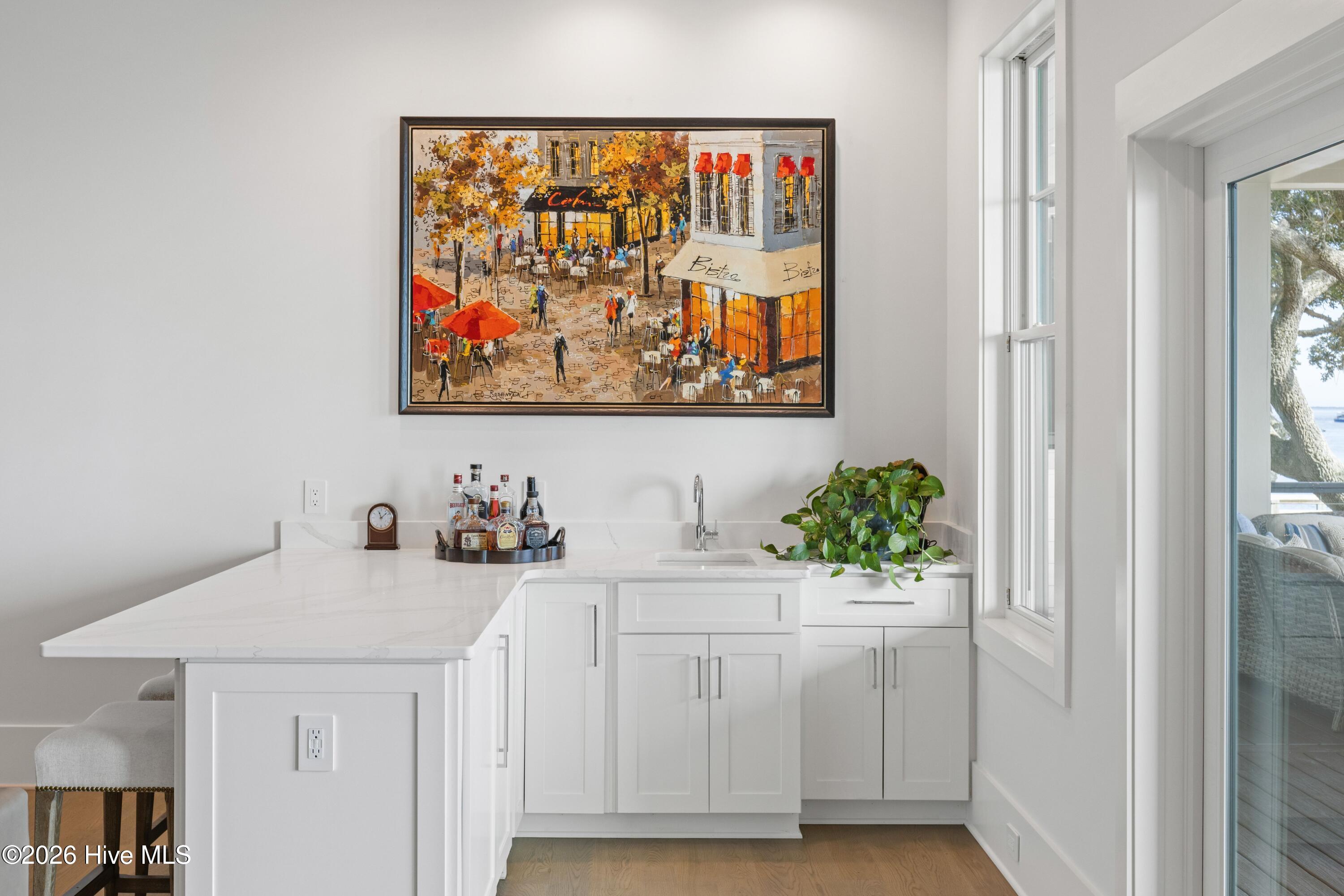 100556008 | Photo 36