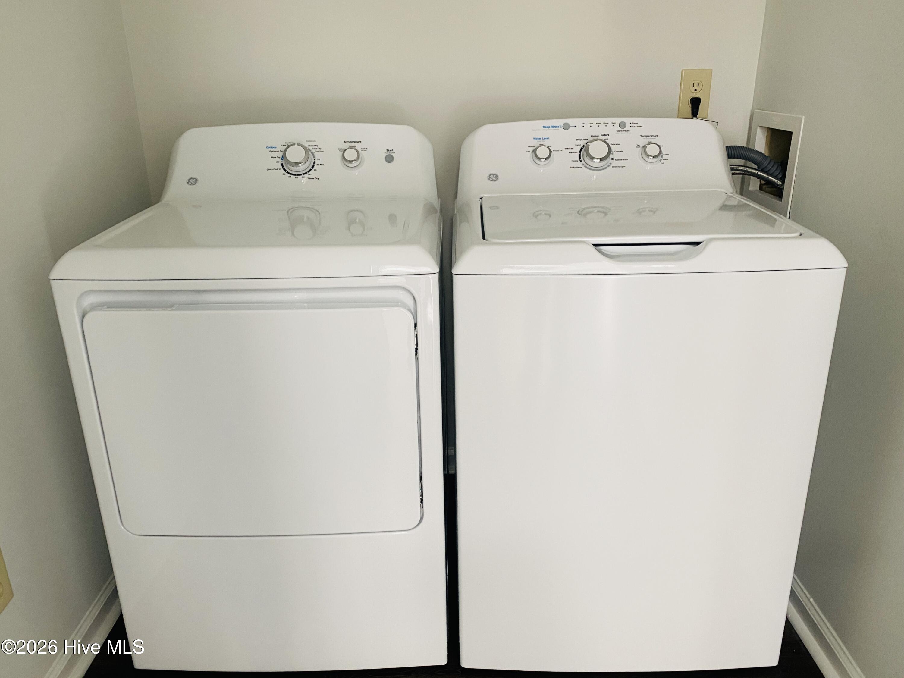 100550476 | Photo 19