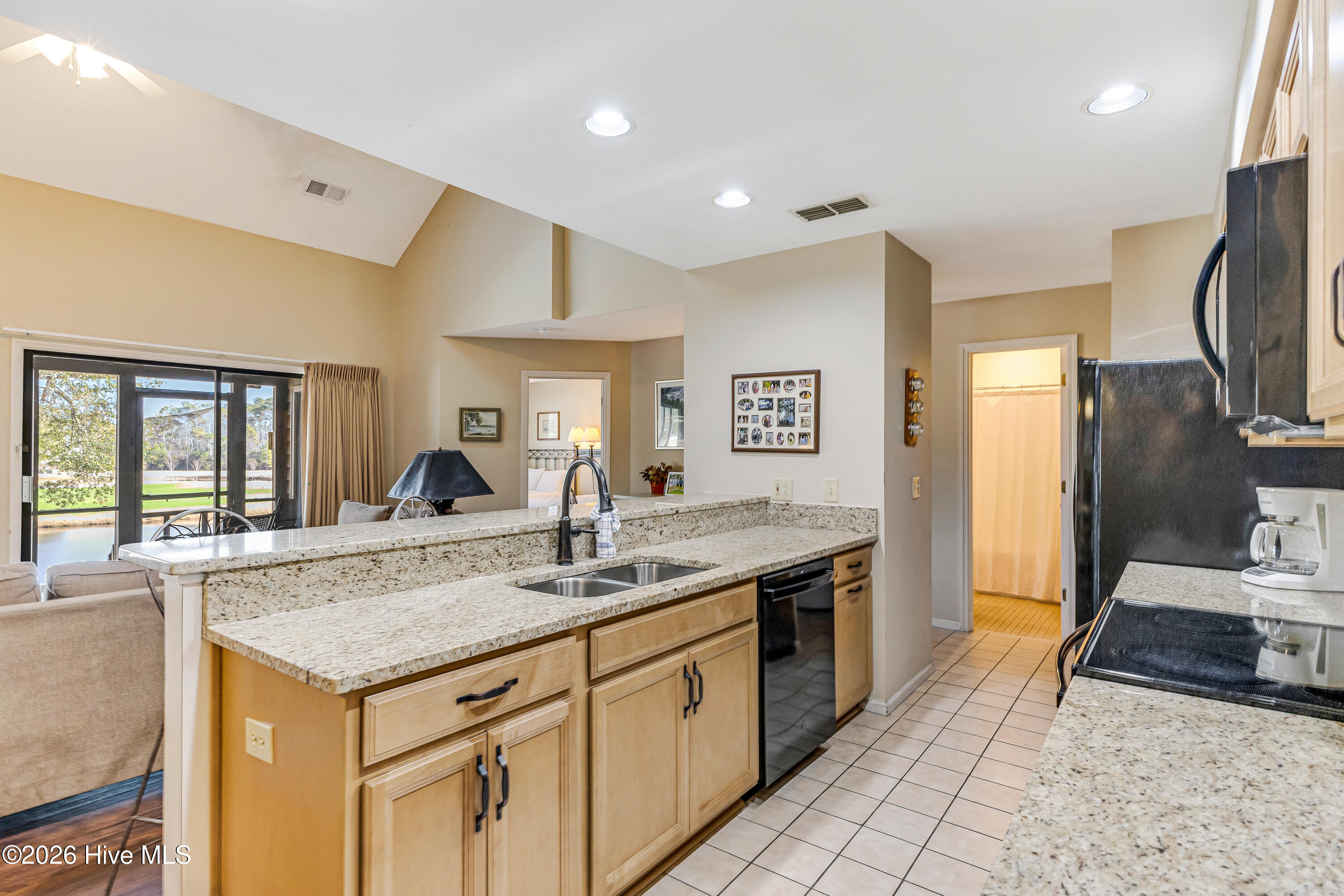 260 Clubhouse Road # 11b, Sunset Beach, NC 28468 – photo 6: 260 Clubhouse Rd-11