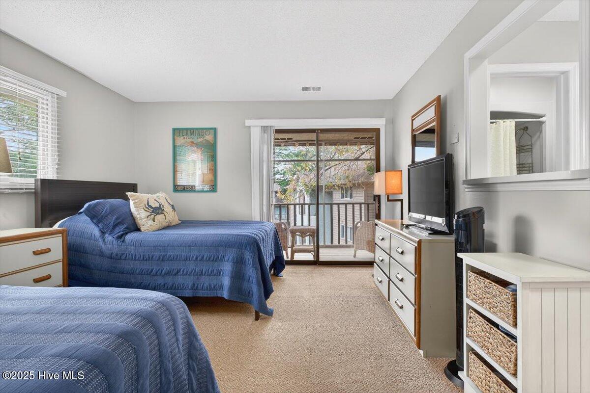 100545119 | Photo 23