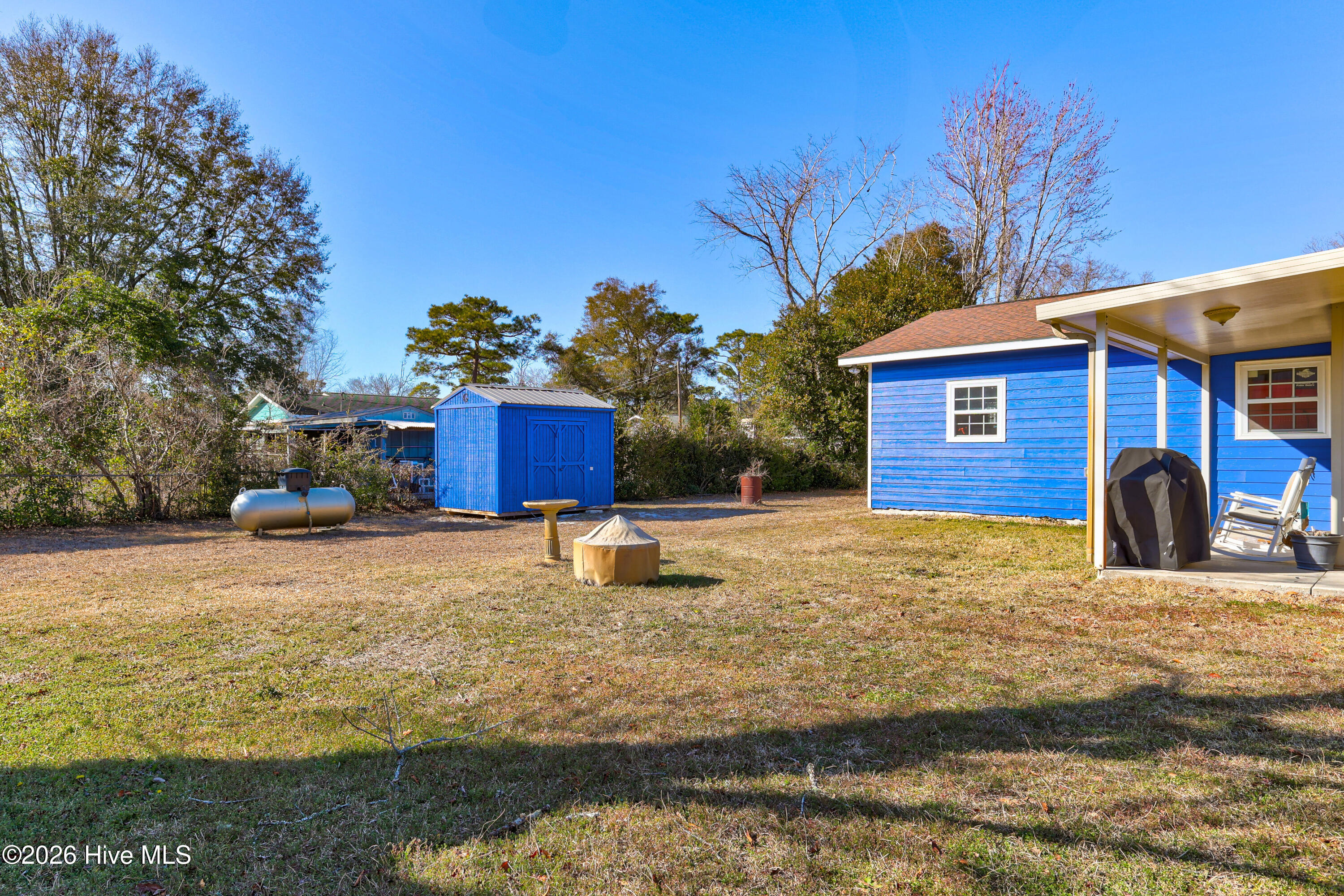 100554925 | Photo 35