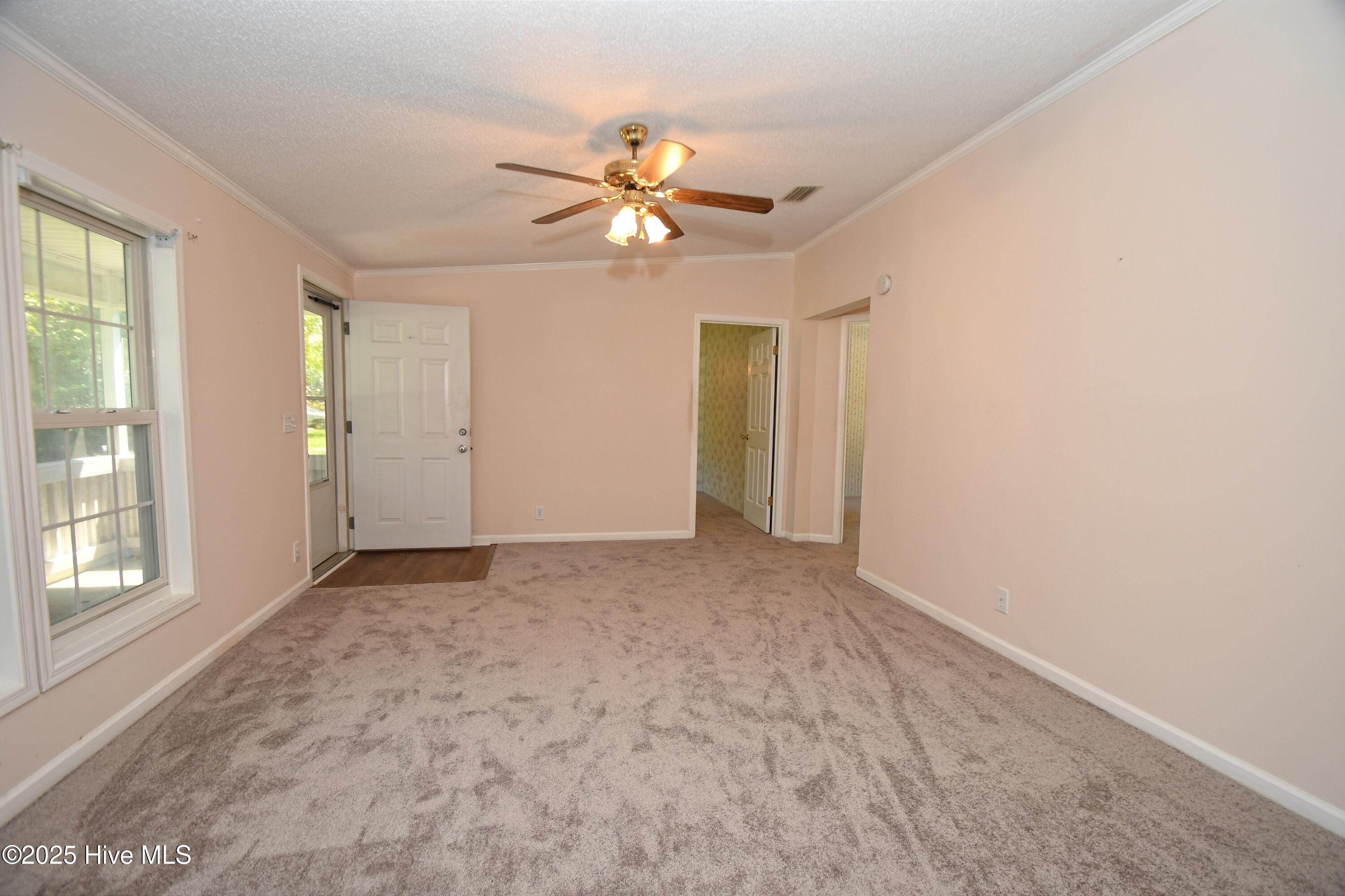 759 Carolina Street SW, Calabash, NC 28467 – photo 4: Living Room