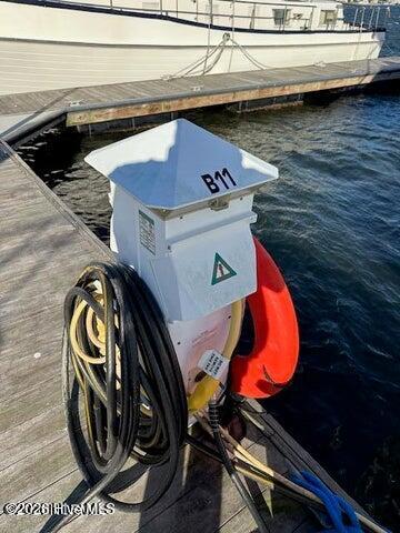 B11 Olde Towne Yacht Club 