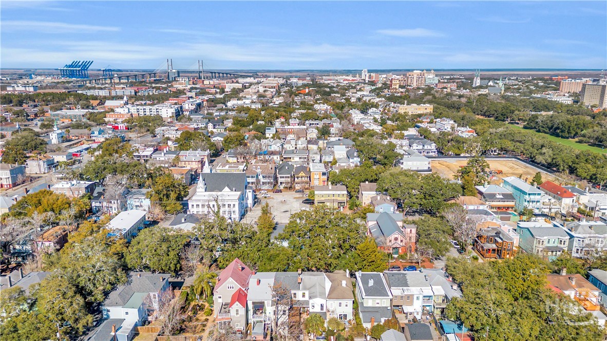 213 W Duffy Street, Savannah, GA, 31401