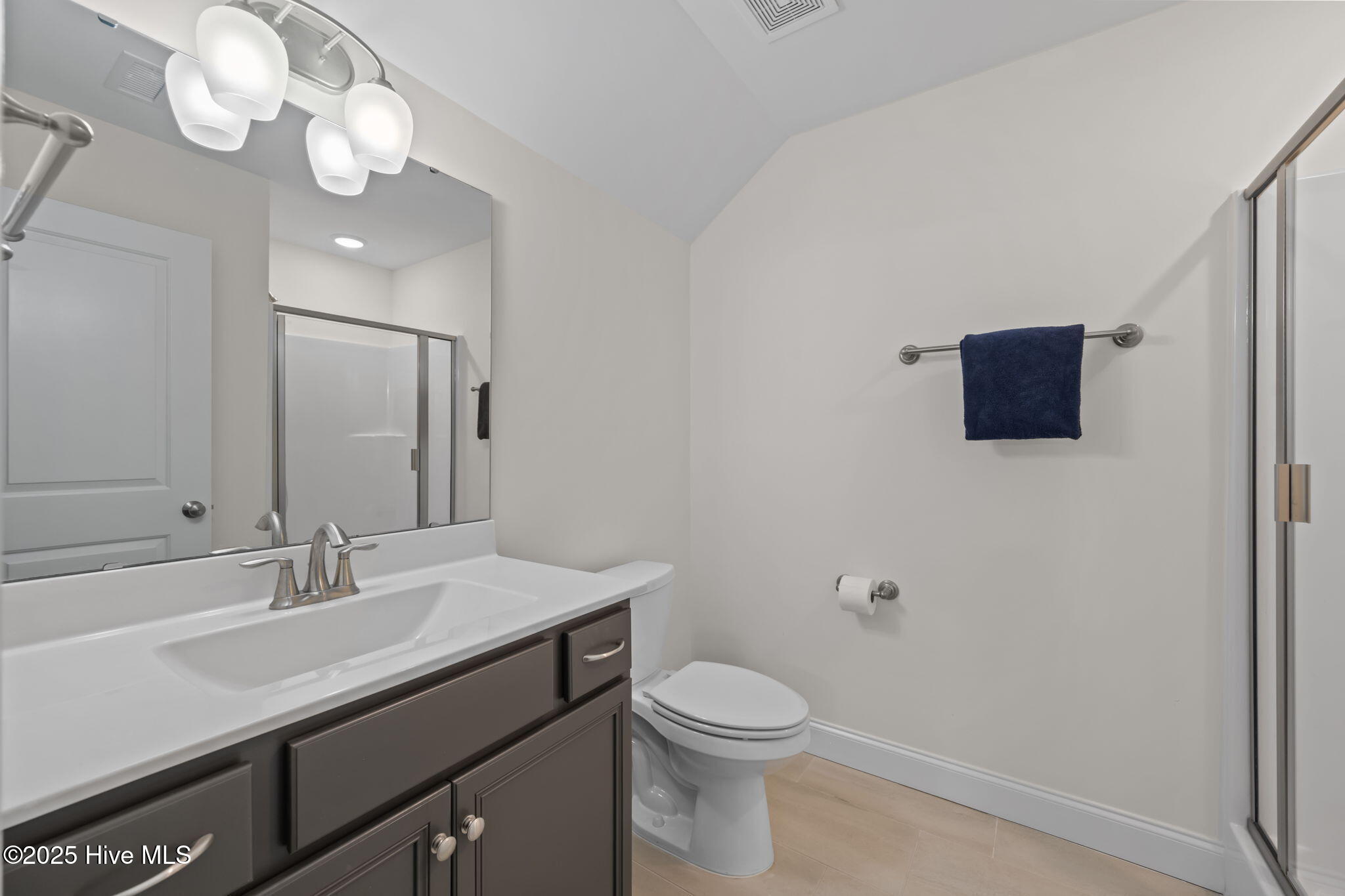 100545524 | Photo 33