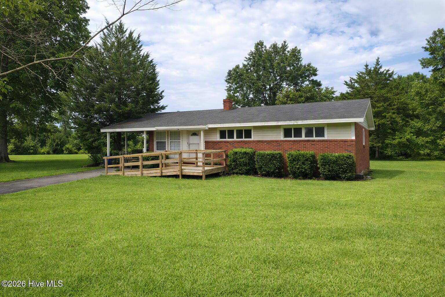 2nd image of 909a Greenfield Heights Blvd, Havelock, NC 28532 | MLS# 100590263