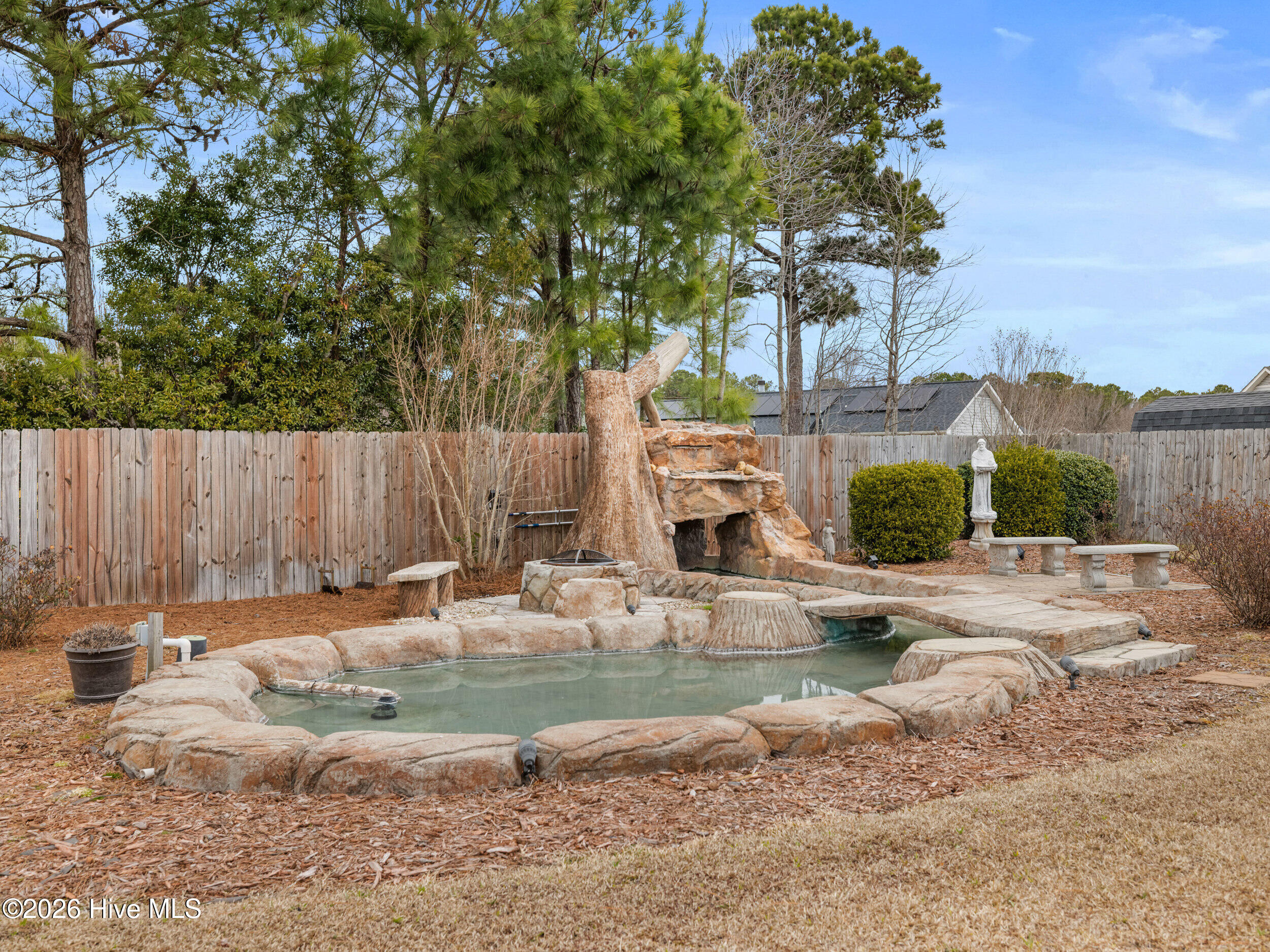 100551107 | Photo 10