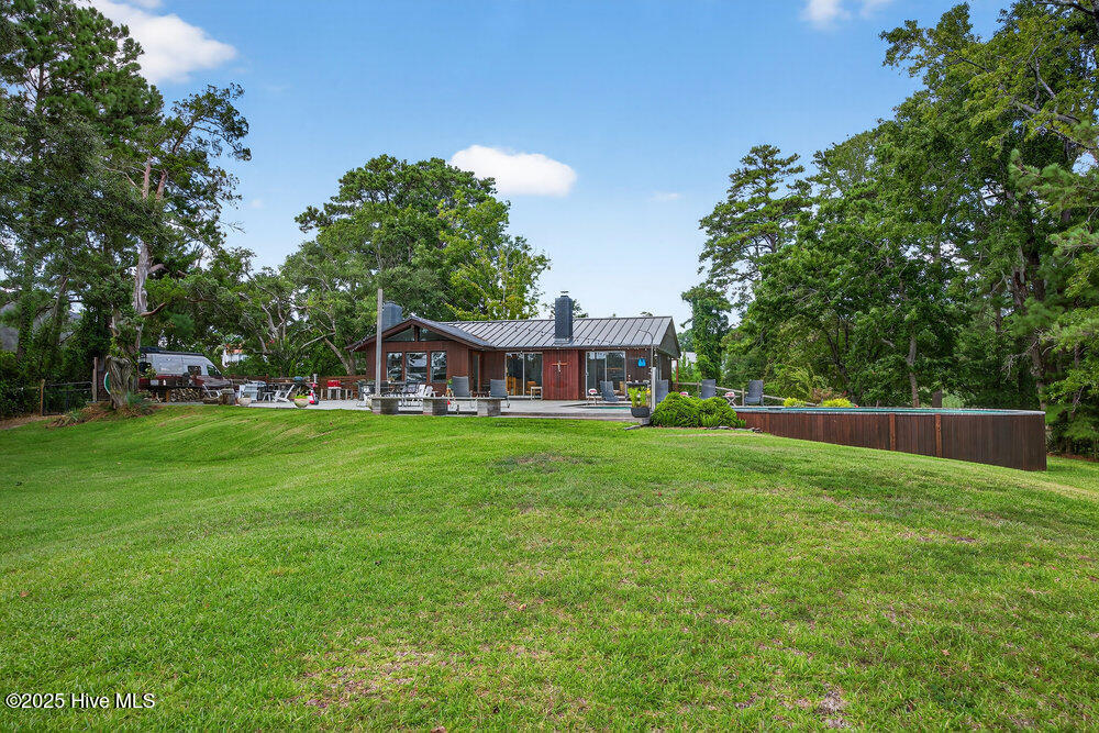 100562548 | Photo 40