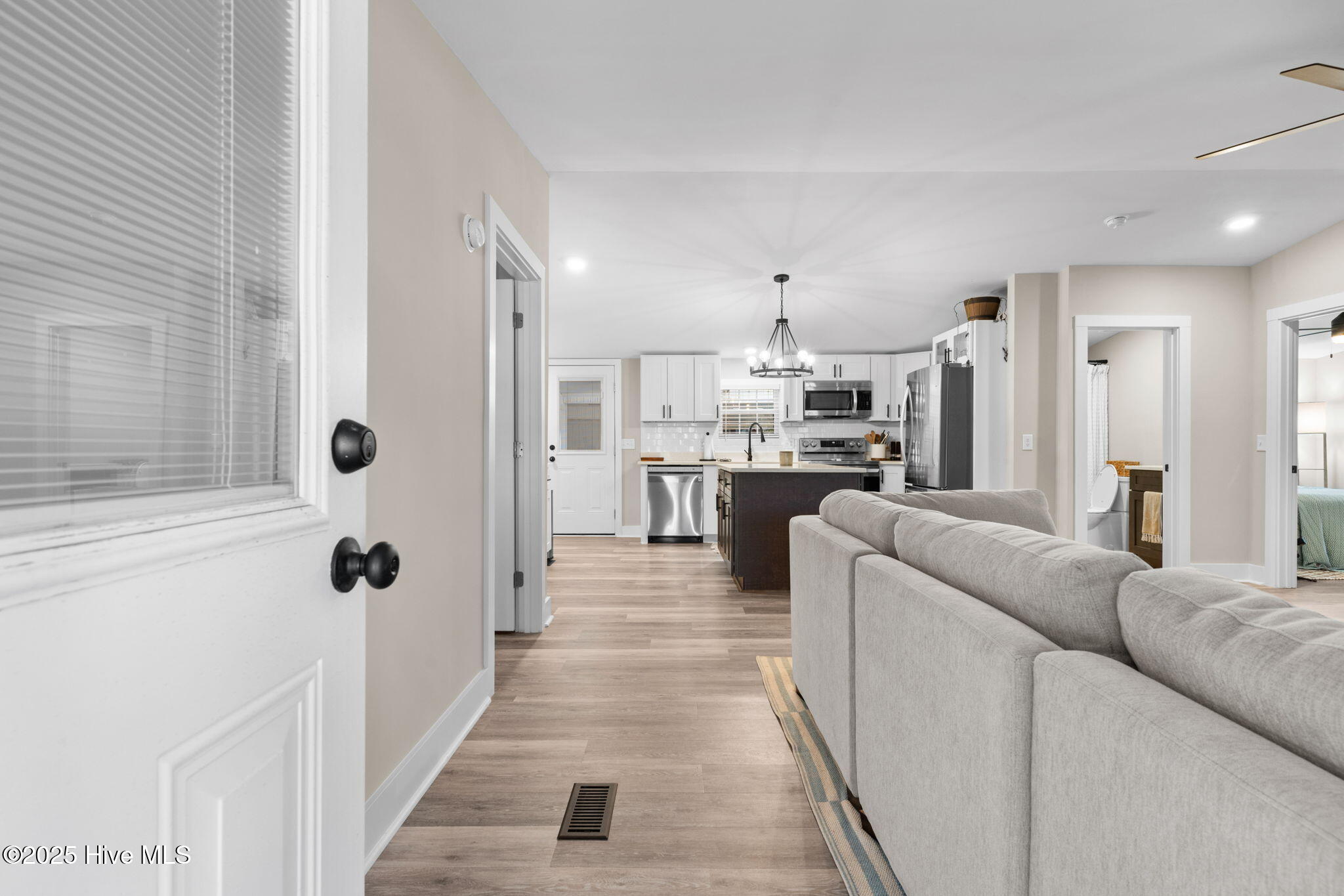 100545066 | Photo 10